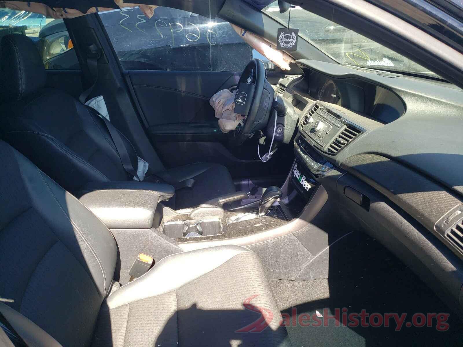 1HGCR2F5XHA238057 2017 HONDA ACCORD