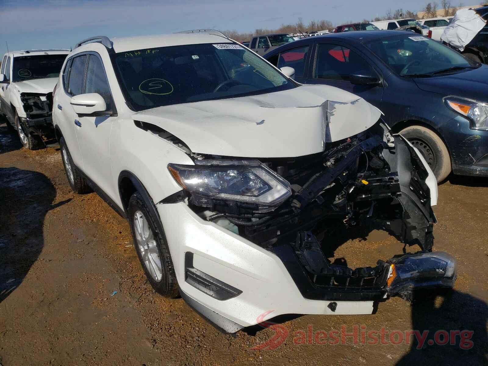 KNMAT2MV8HP566827 2017 NISSAN ROGUE