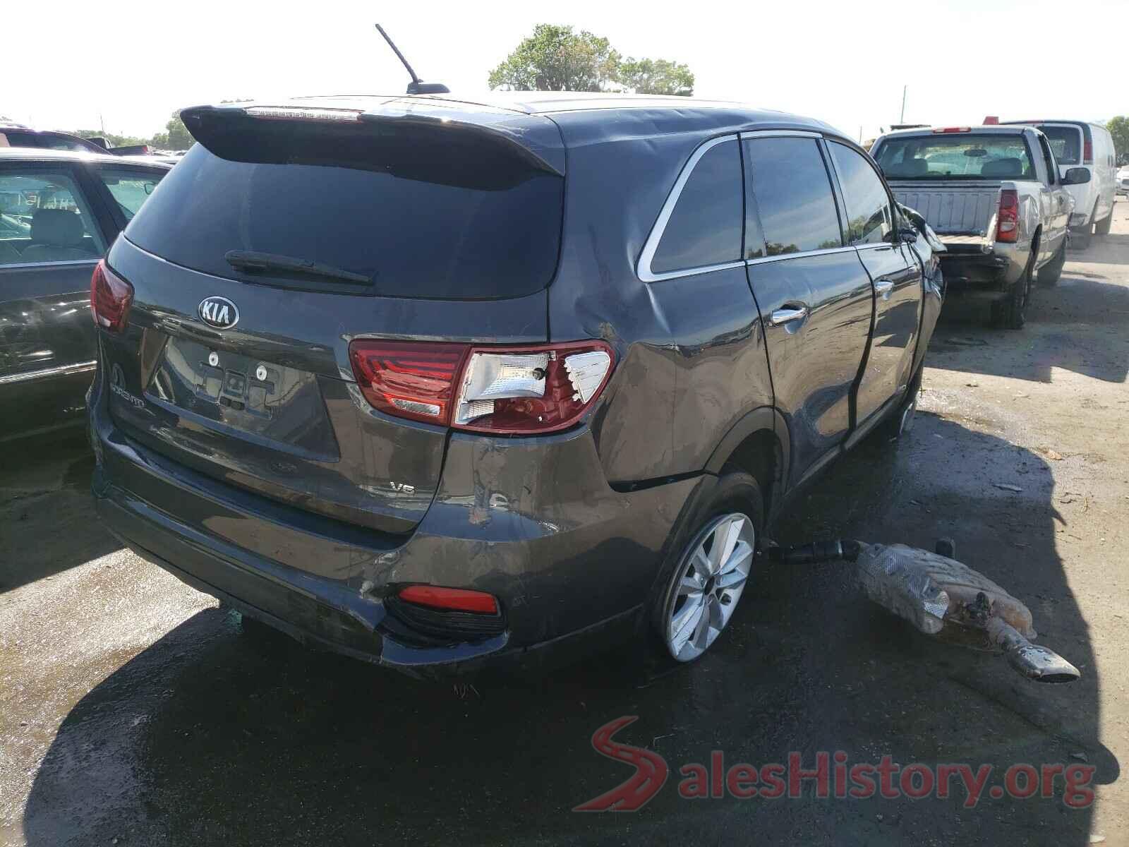 5XYPGDA55KG450266 2019 KIA SORENTO