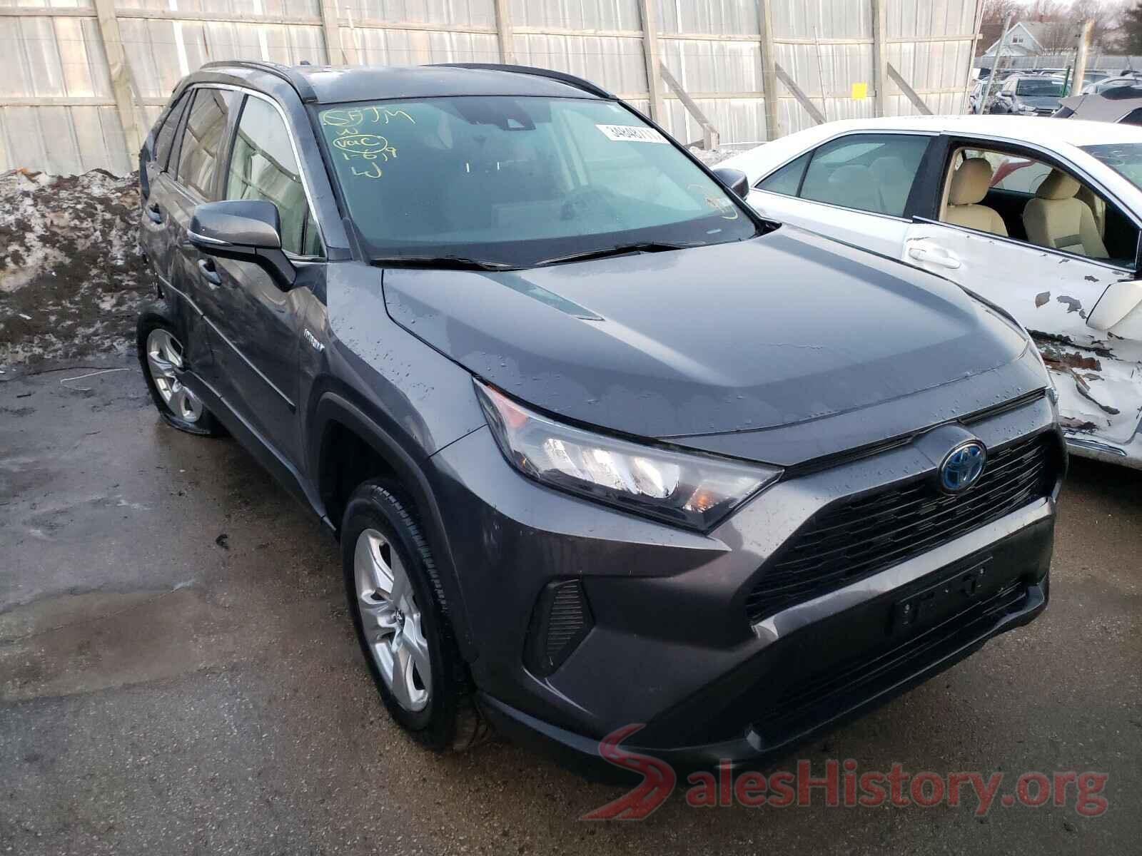 2T3MWRFV5KW033307 2019 TOYOTA RAV4