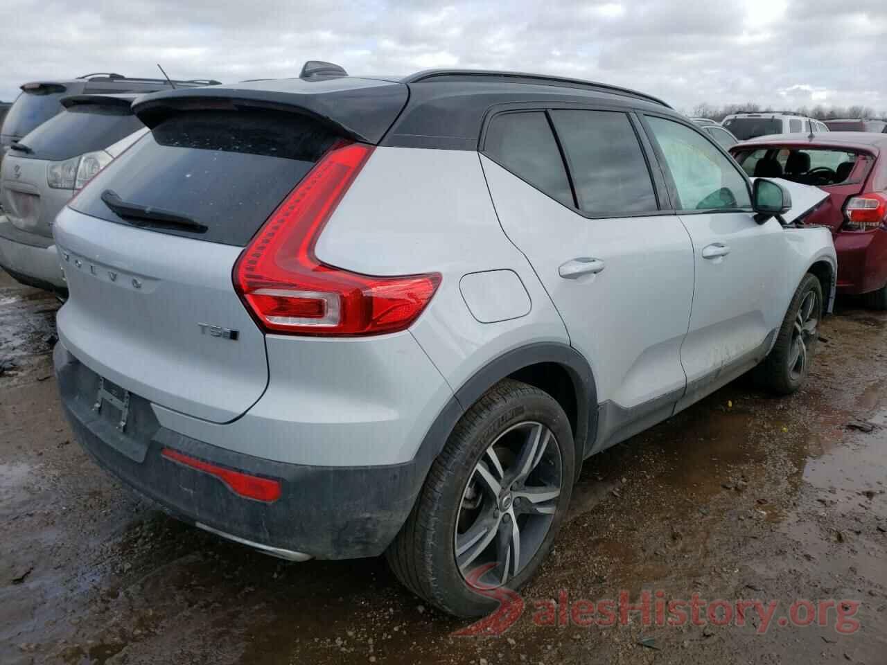 YV4162UM3L2304392 2020 VOLVO XC40