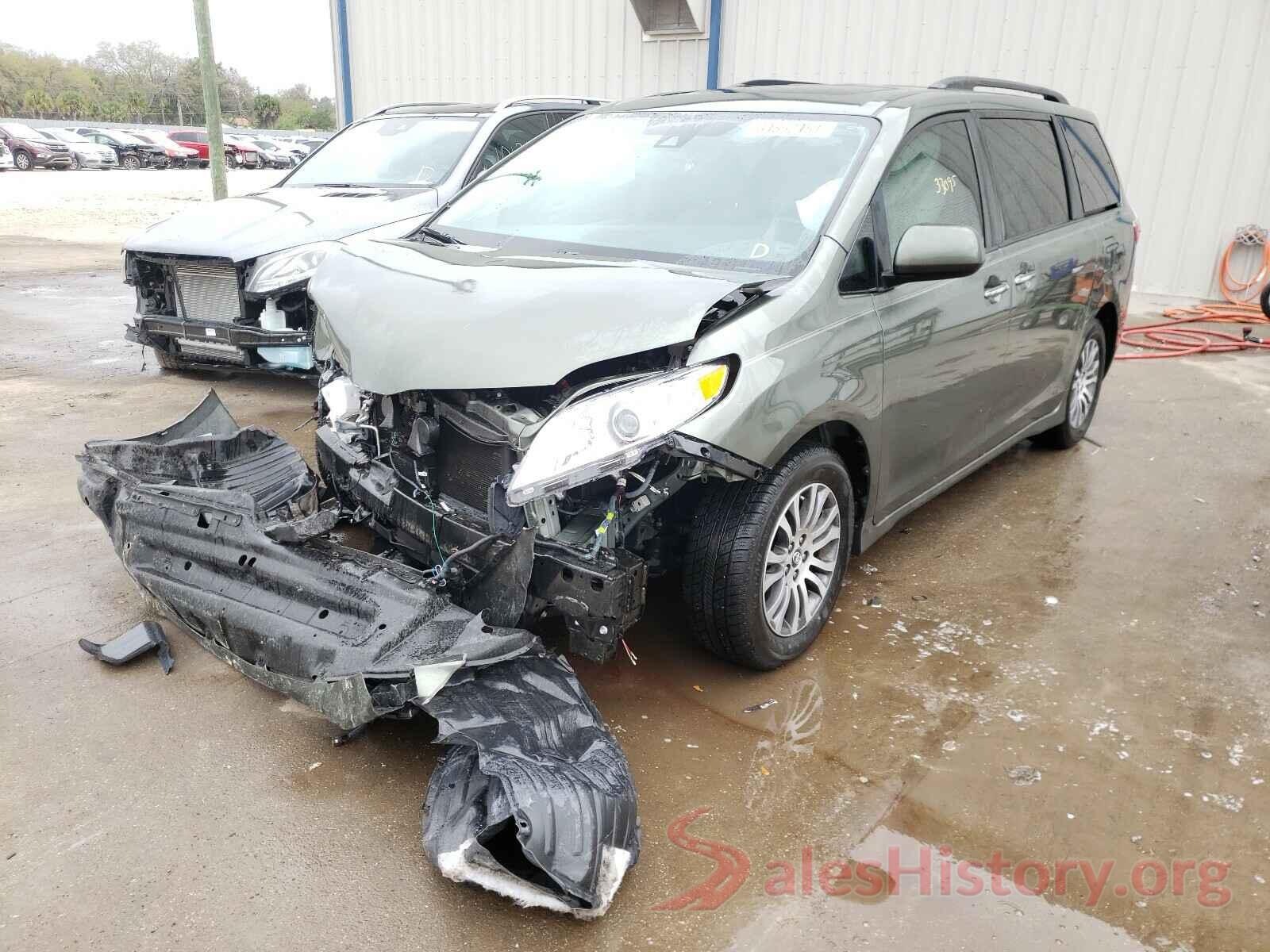 5TDYZ3DC0JS912494 2018 TOYOTA SIENNA