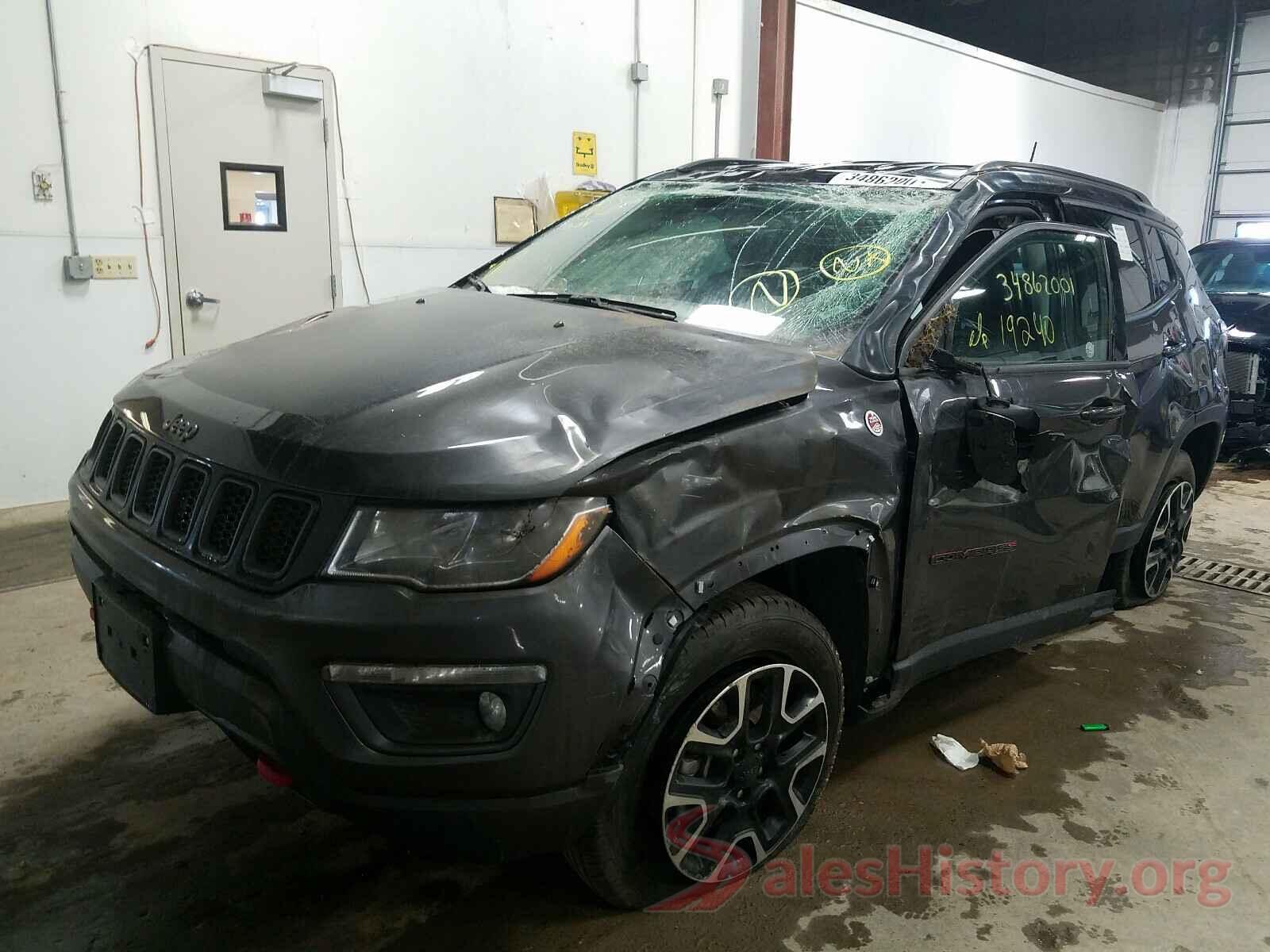 3C4NJDDB2LT208183 2020 JEEP COMPASS