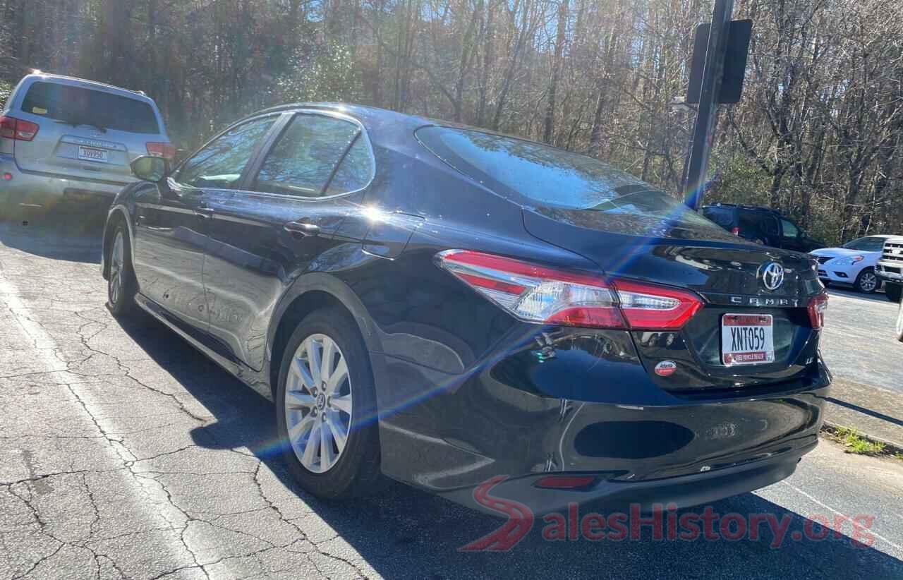 4T1B11HK5JU539950 2018 TOYOTA CAMRY