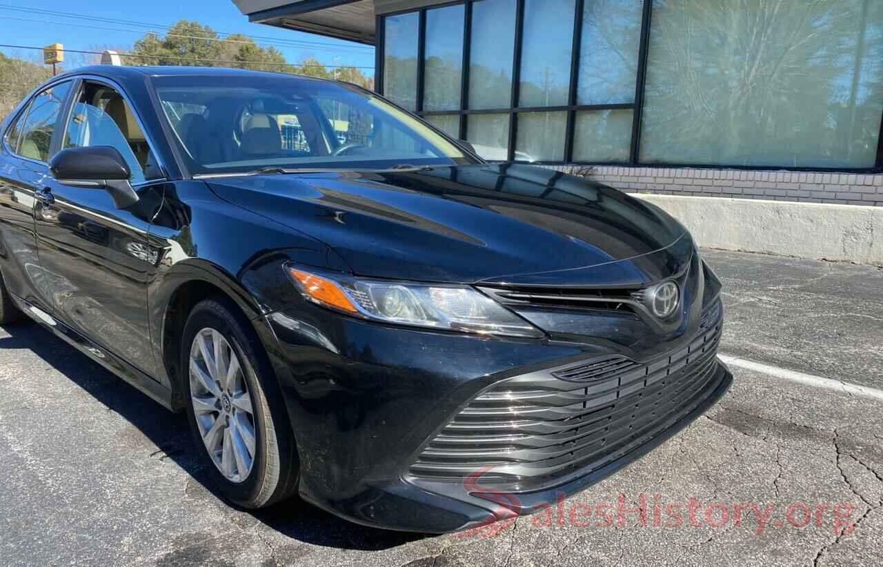 4T1B11HK5JU539950 2018 TOYOTA CAMRY