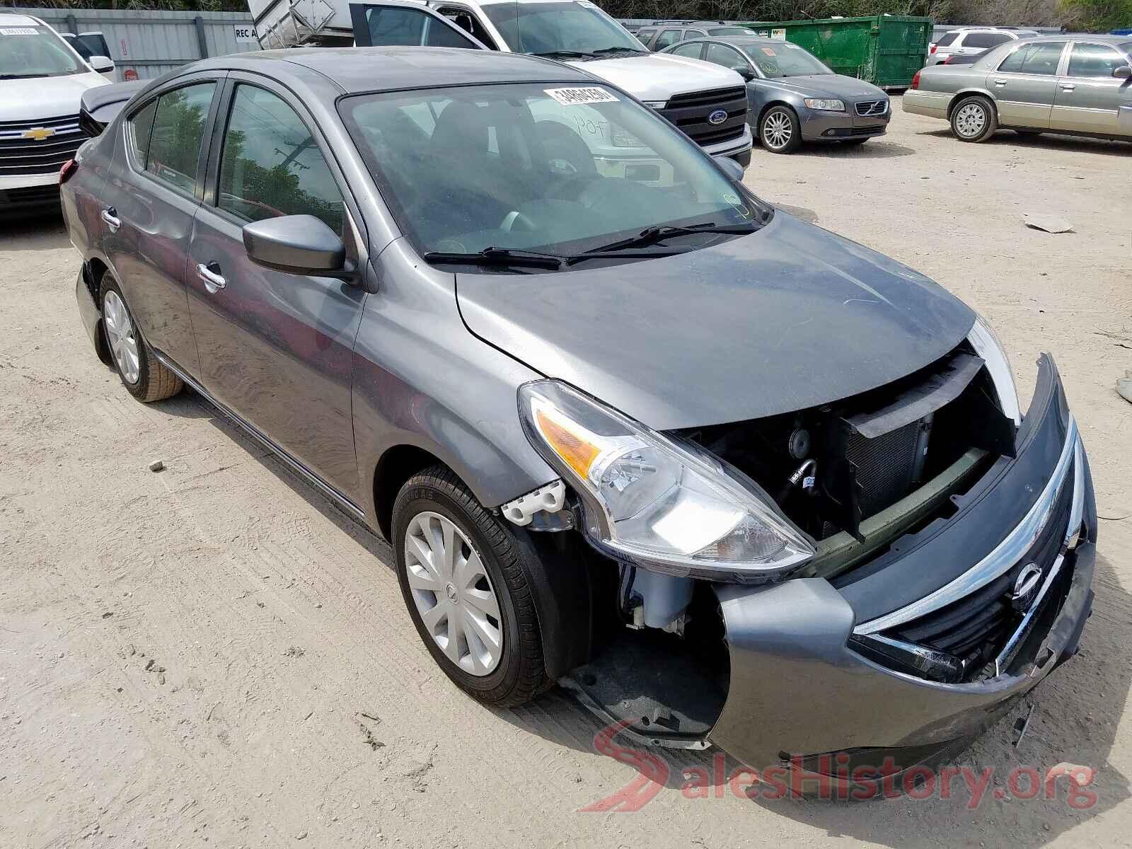 3N1CN7AP7JL826211 2018 NISSAN VERSA