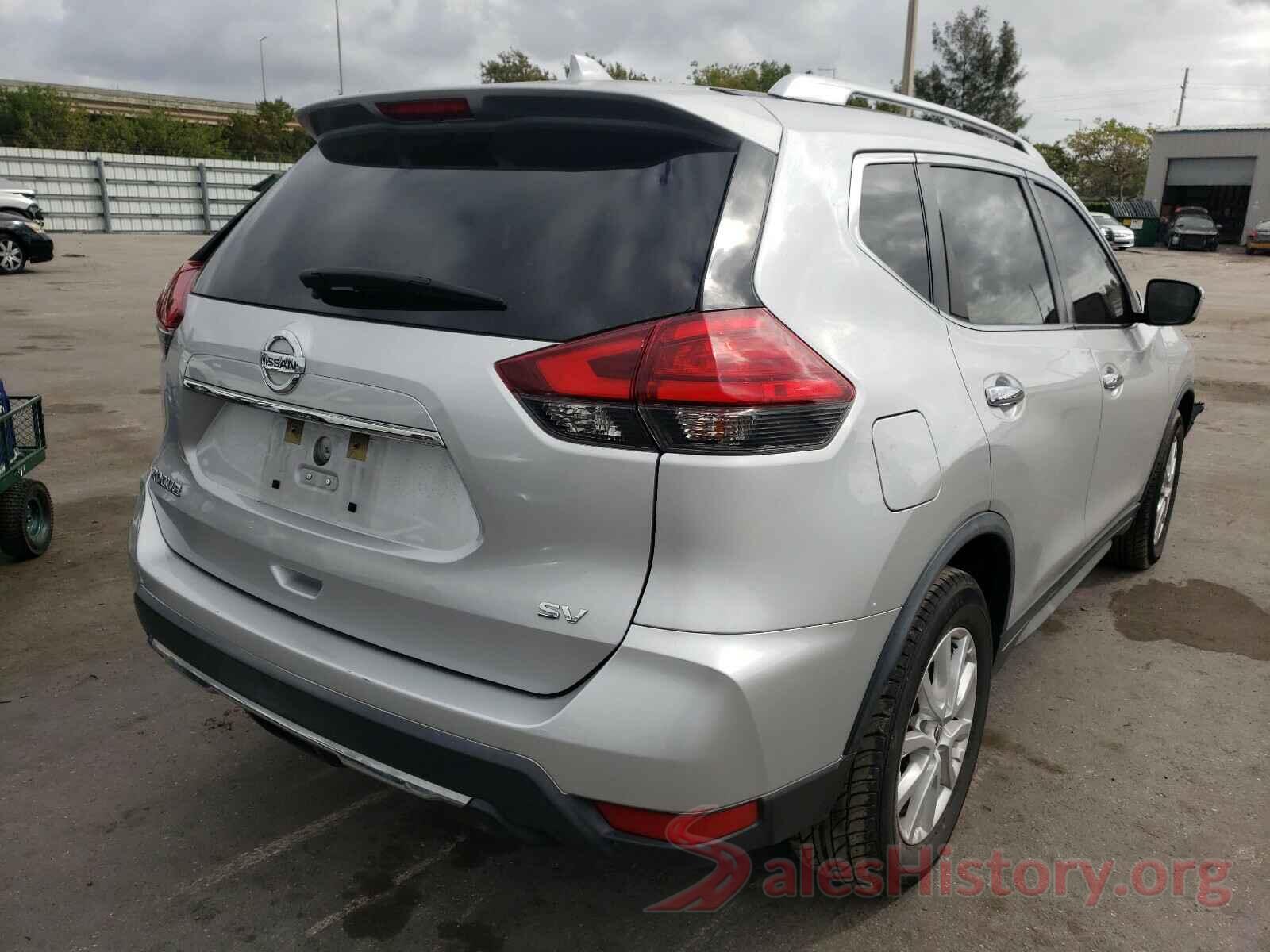 KNMAT2MT9HP589810 2017 NISSAN ROGUE