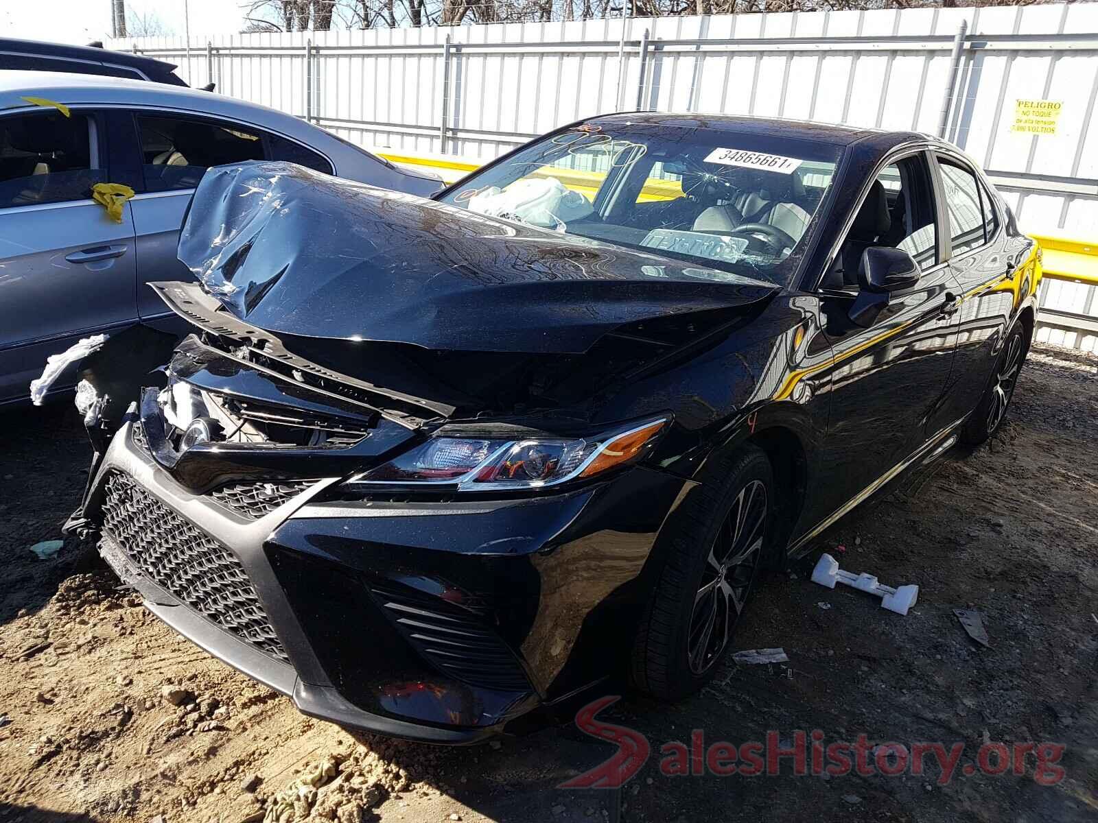 4T1G11AK3LU300898 2020 TOYOTA CAMRY