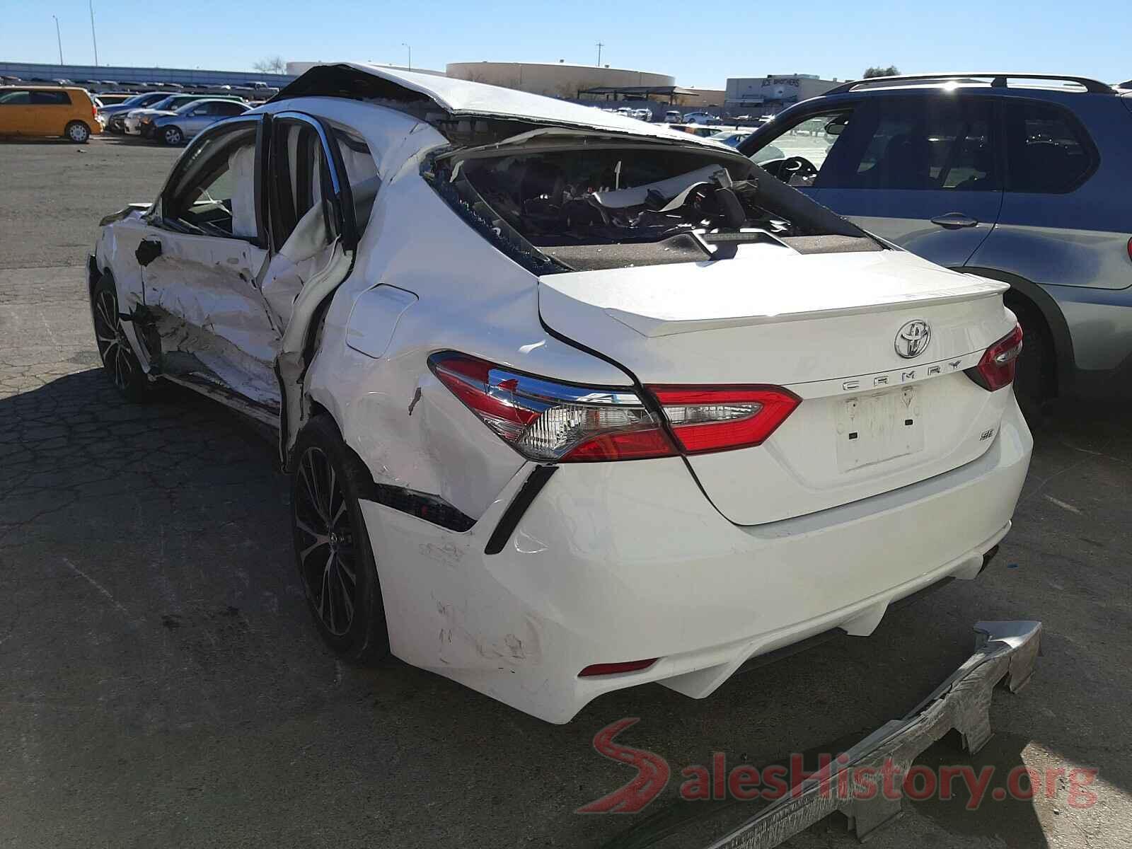 4T1B11HK5JU501036 2018 TOYOTA CAMRY