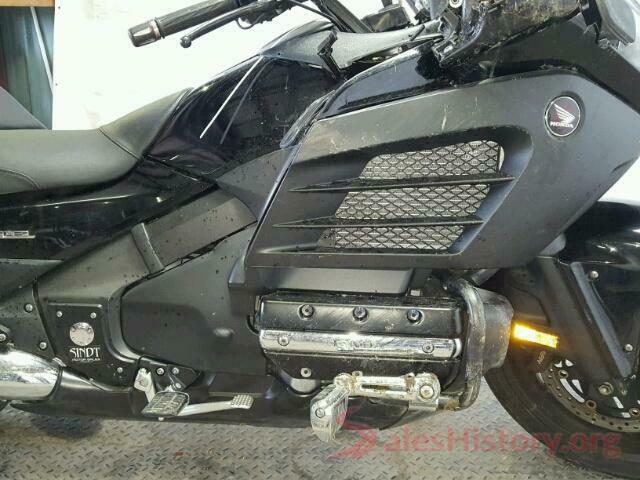 JH2SC6844DK001535 2013 HONDA GL CYCLE