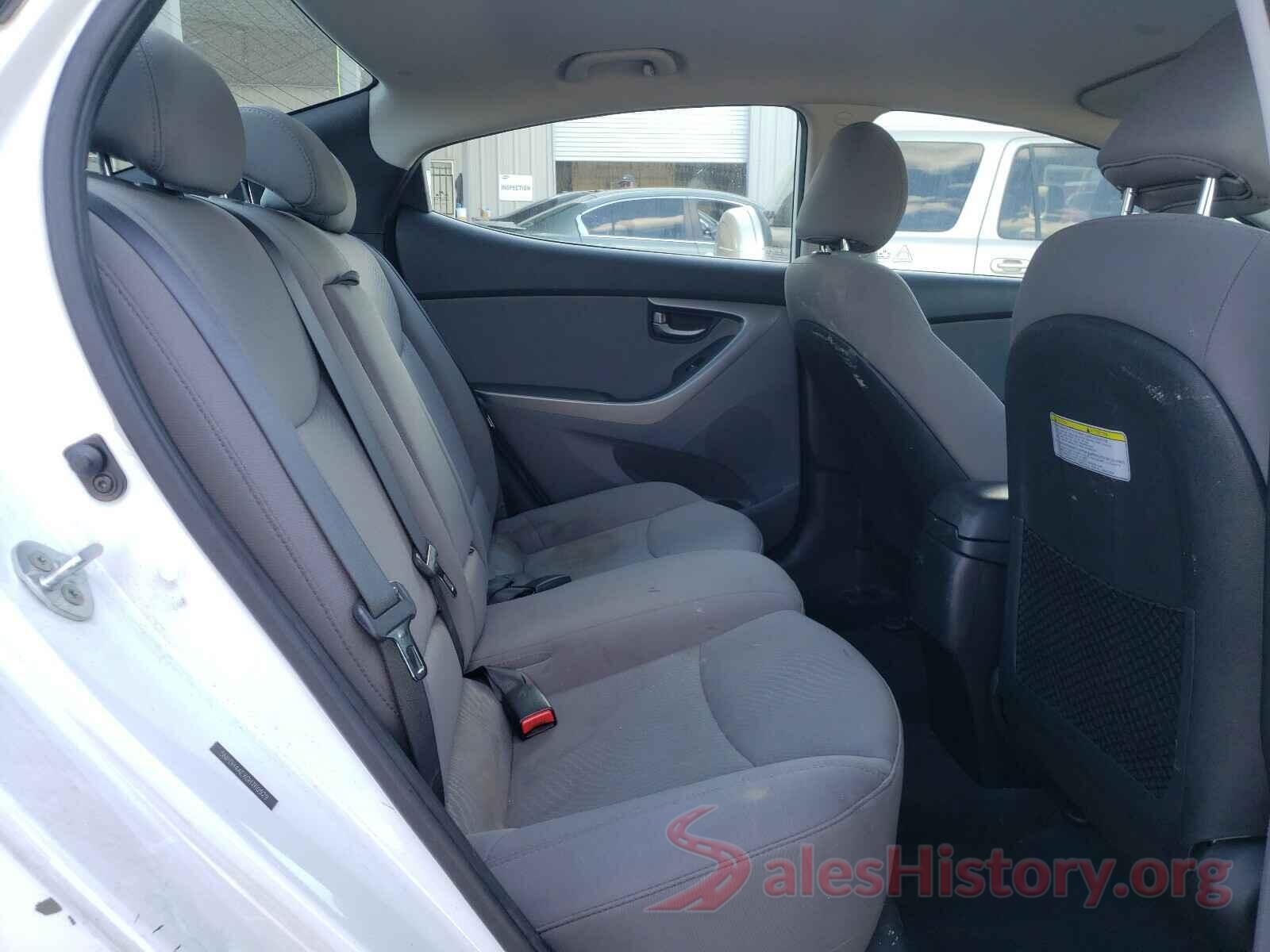 5NPDH4AEXGH760929 2016 HYUNDAI ELANTRA