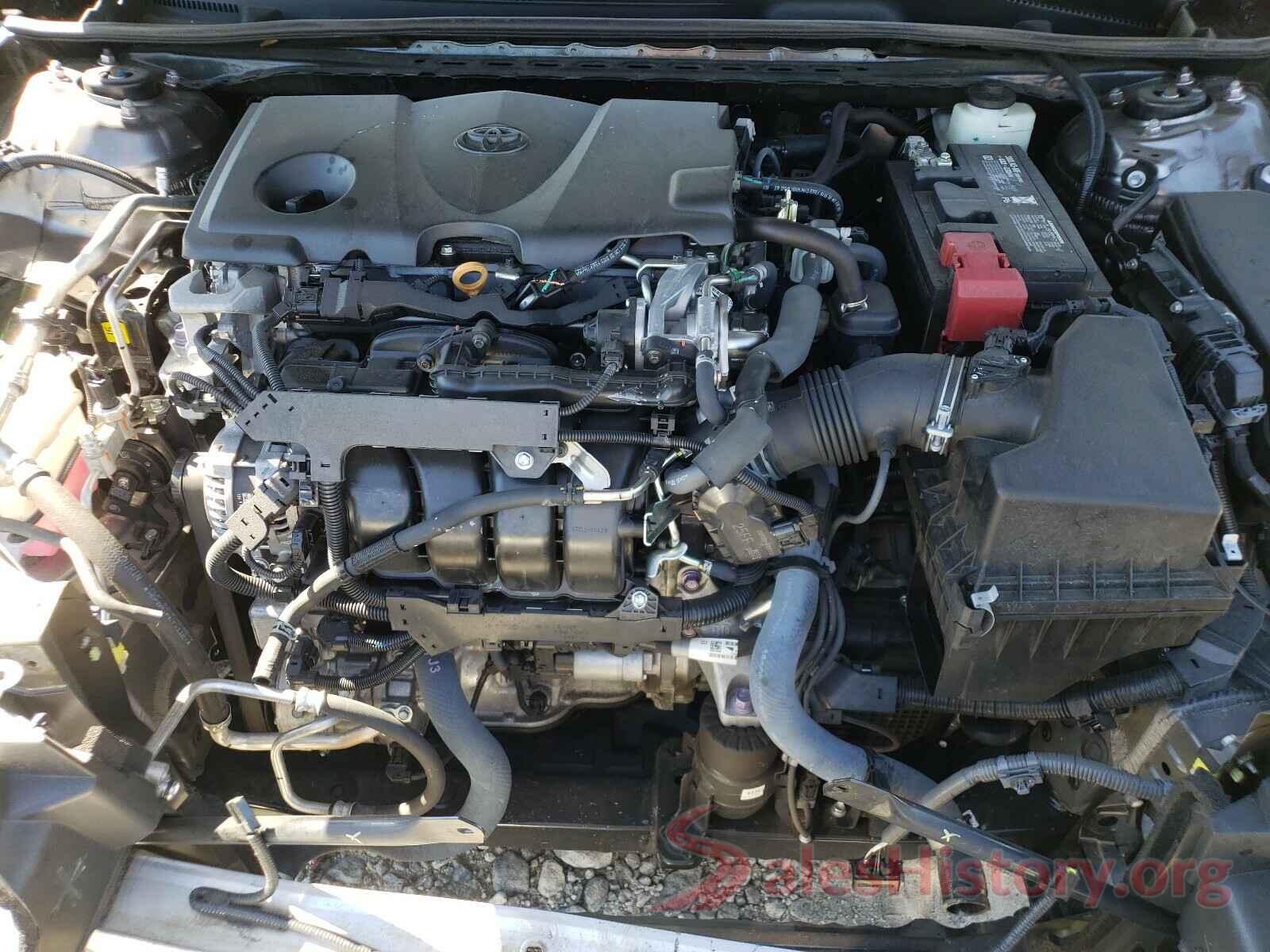 4T1B11HK4JU110332 2018 TOYOTA CAMRY