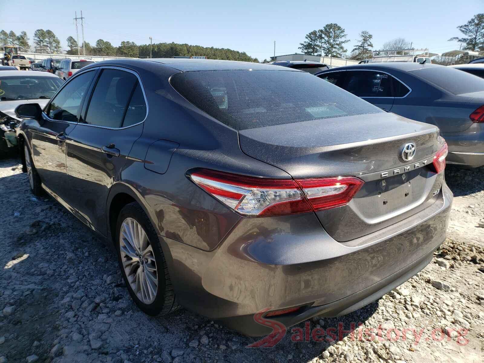 4T1B11HK4JU110332 2018 TOYOTA CAMRY