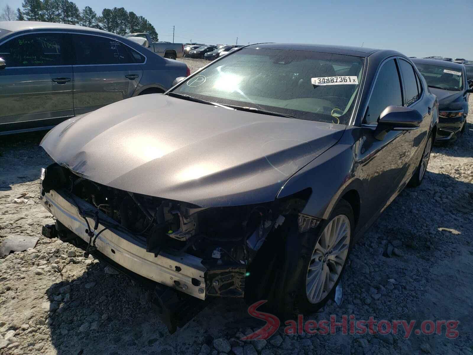 4T1B11HK4JU110332 2018 TOYOTA CAMRY