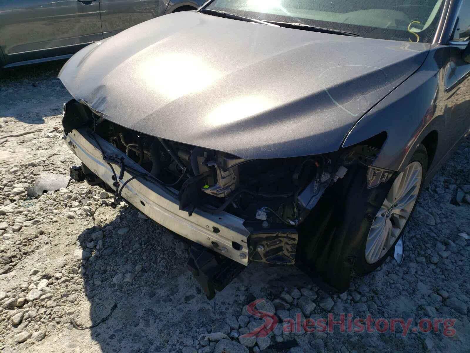 4T1B11HK4JU110332 2018 TOYOTA CAMRY