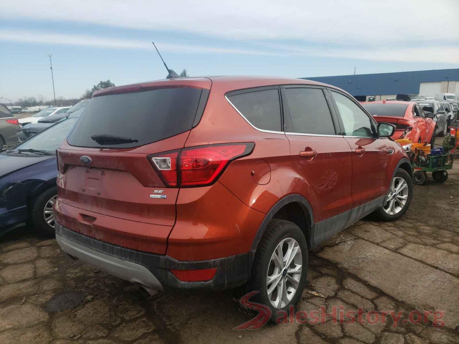 1FMCU9GD1KUA16178 2019 FORD ESCAPE