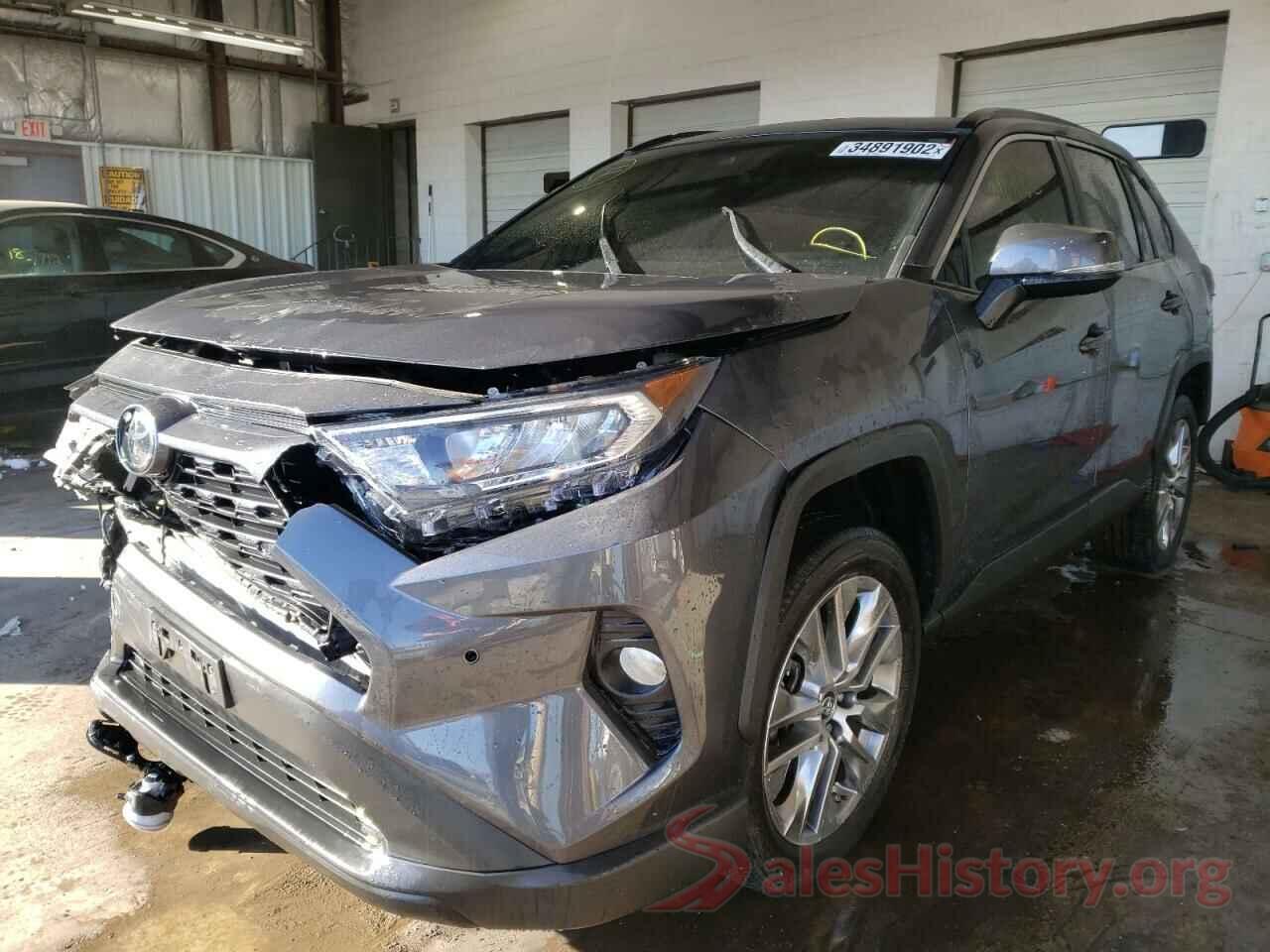 2T3A1RFV1KW083686 2019 TOYOTA RAV4