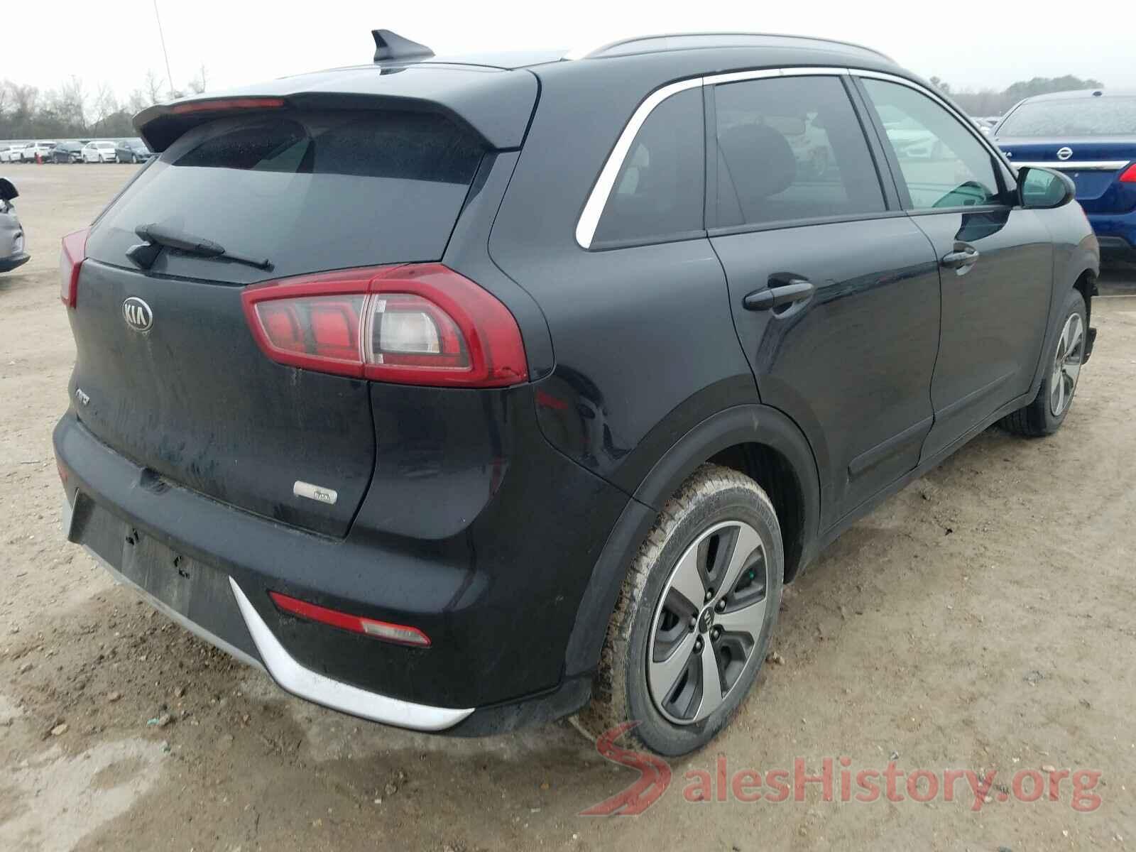 KNDCB3LCXJ5127065 2018 KIA NIRO