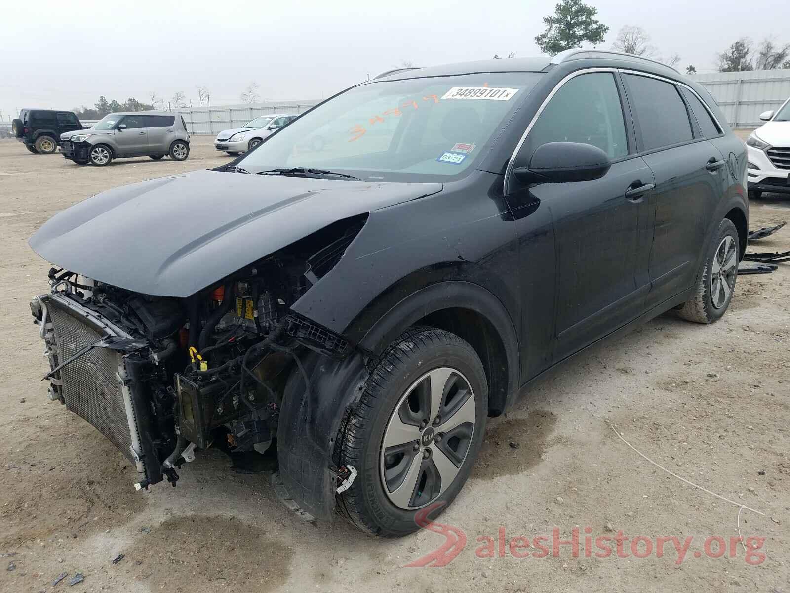 KNDCB3LCXJ5127065 2018 KIA NIRO