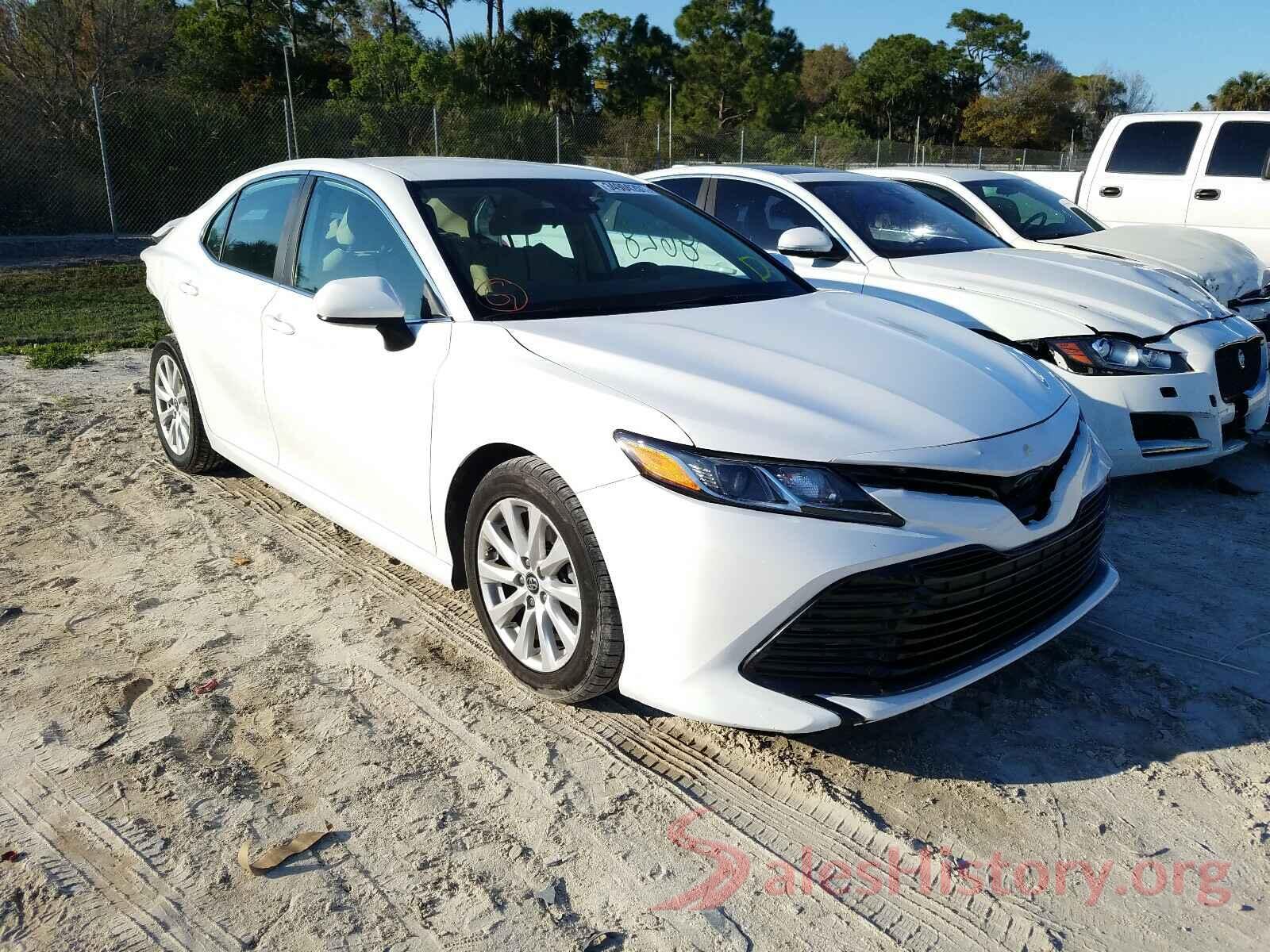 4T1B11HK3KU259221 2019 TOYOTA CAMRY