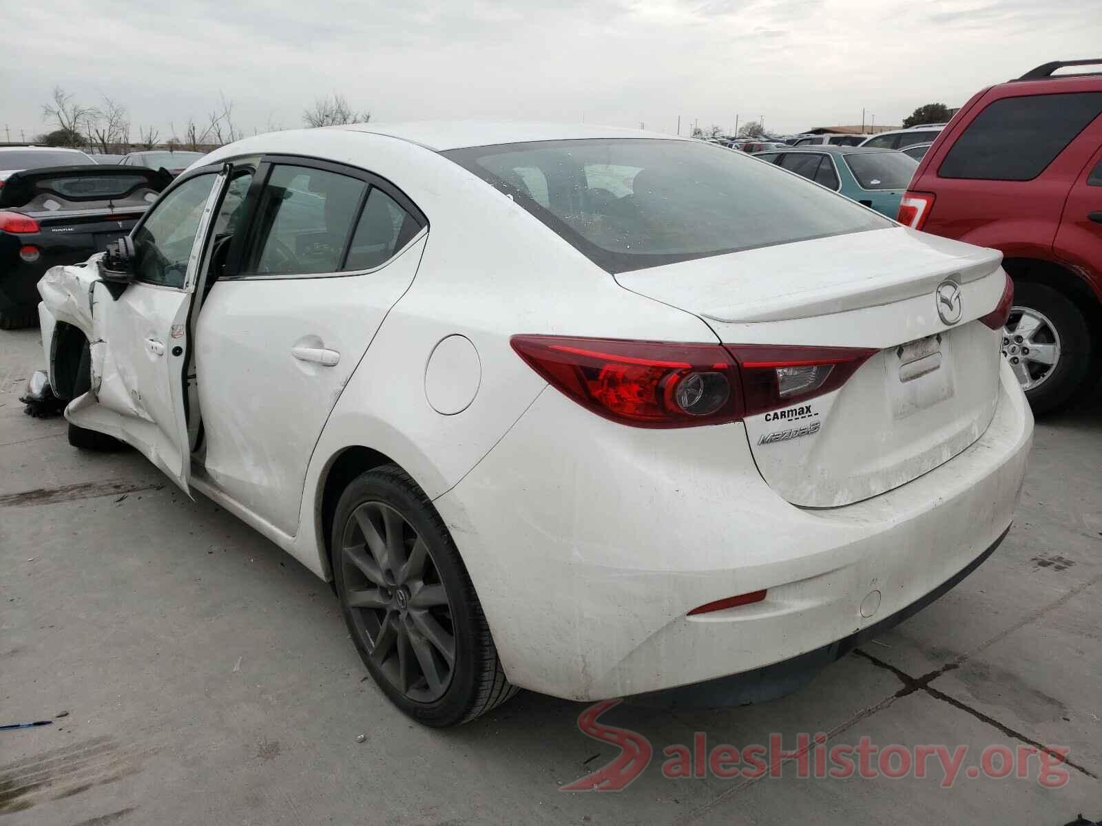 3MZBN1V31JM210220 2018 MAZDA 3