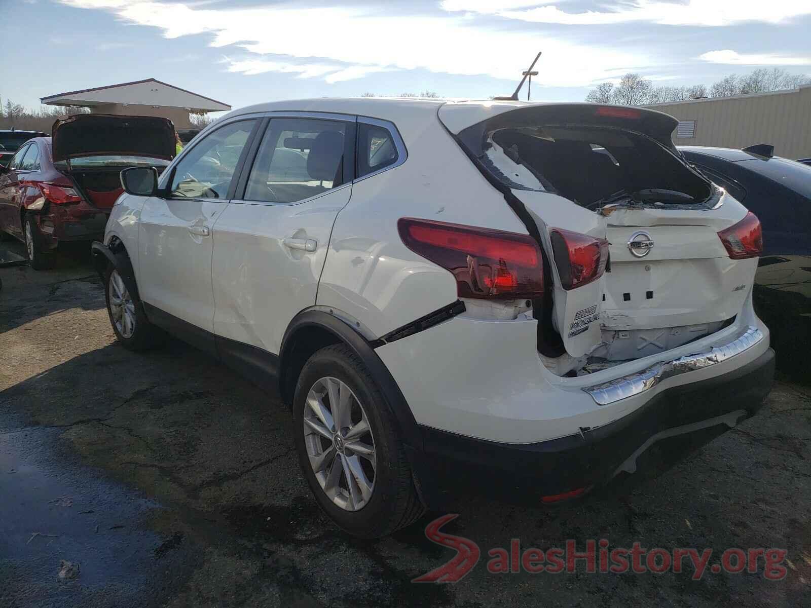 JN1BJ1CR4HW116979 2017 NISSAN ROGUE