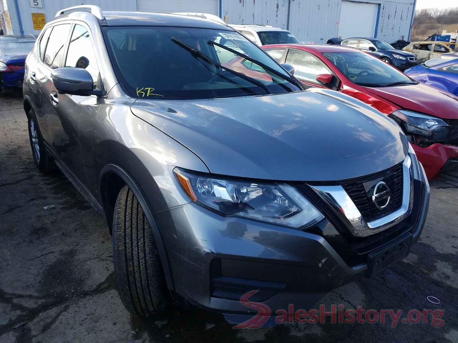 KNMAT2MV1HP573389 2017 NISSAN ROGUE