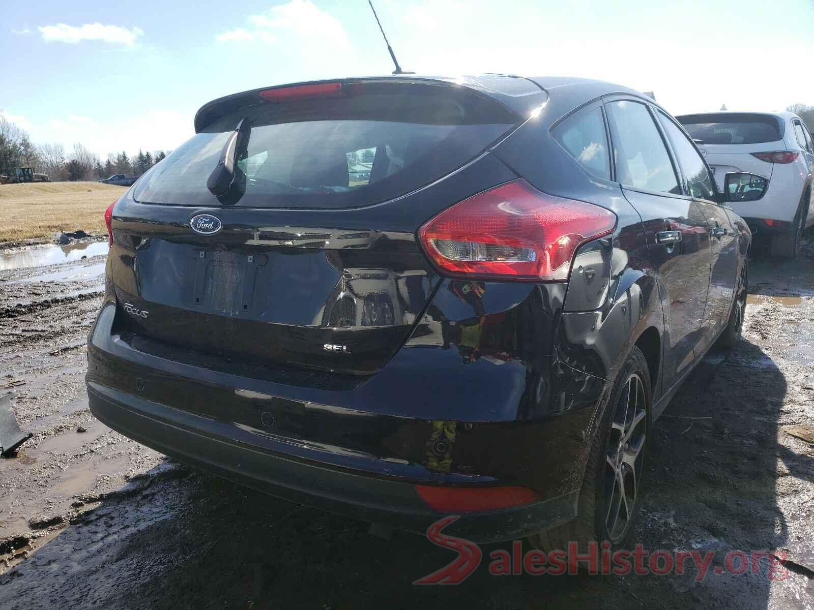 1FADP3M22JL215783 2018 FORD FOCUS