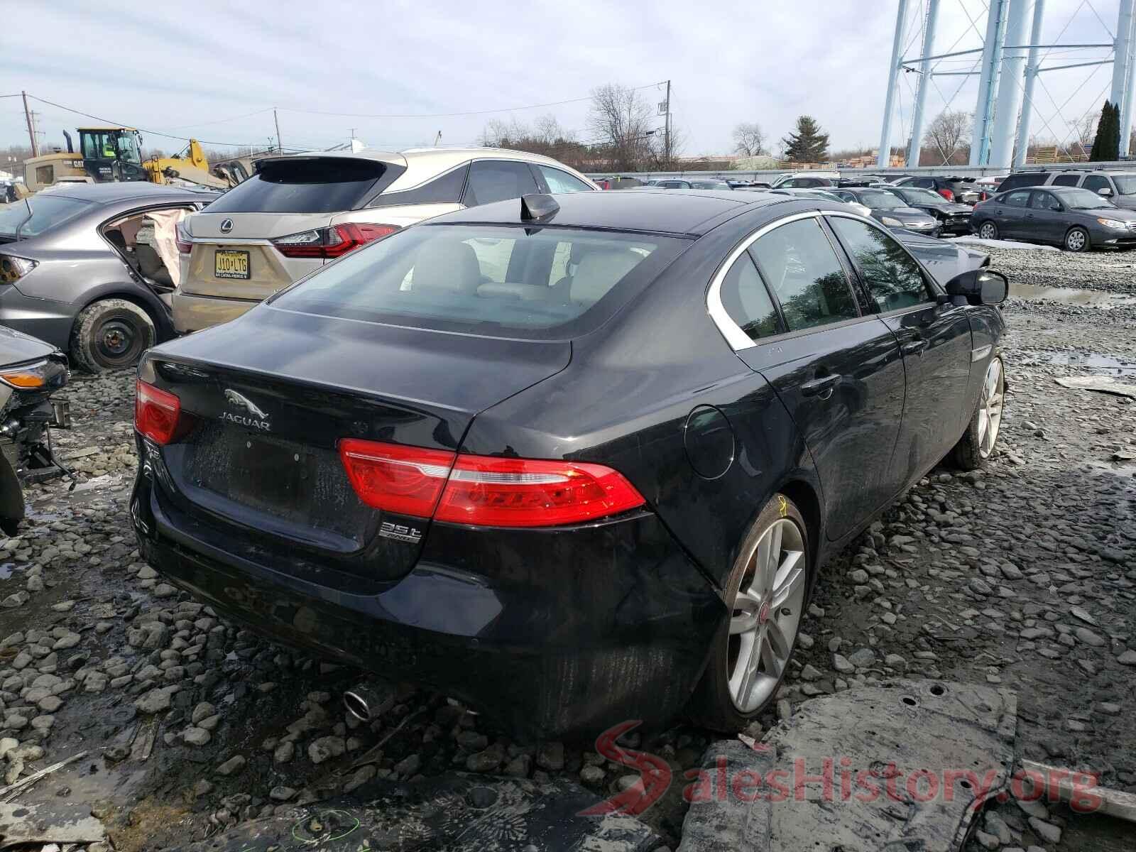 SAJAJ4EVXJCP20372 2018 JAGUAR XE