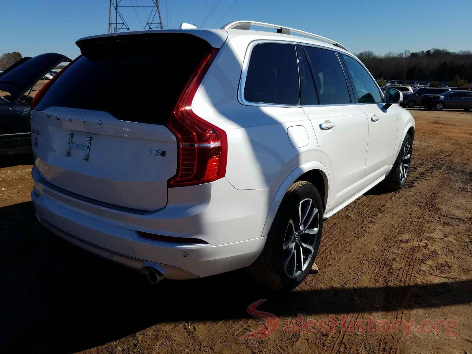 YV4102PK8J1368636 2018 VOLVO XC90