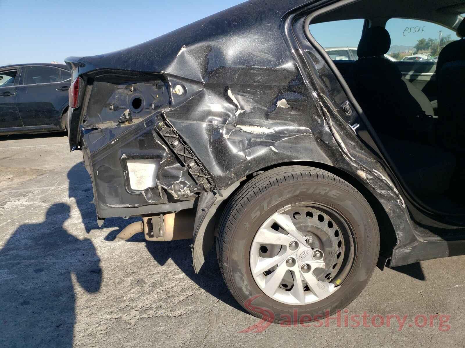 5NPD74LF0KH405558 2019 HYUNDAI ELANTRA