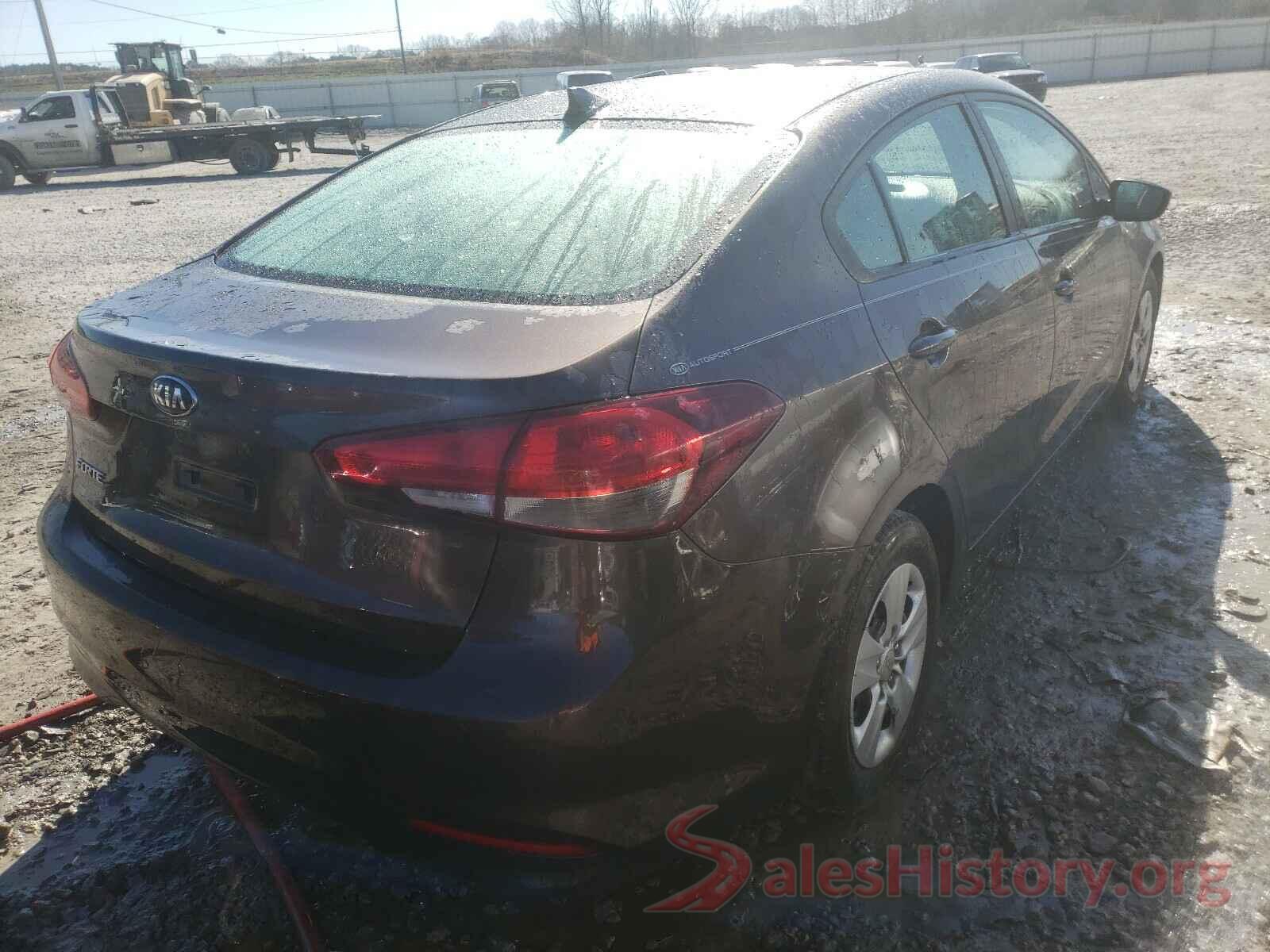 3KPFK4A79HE056688 2017 KIA FORTE