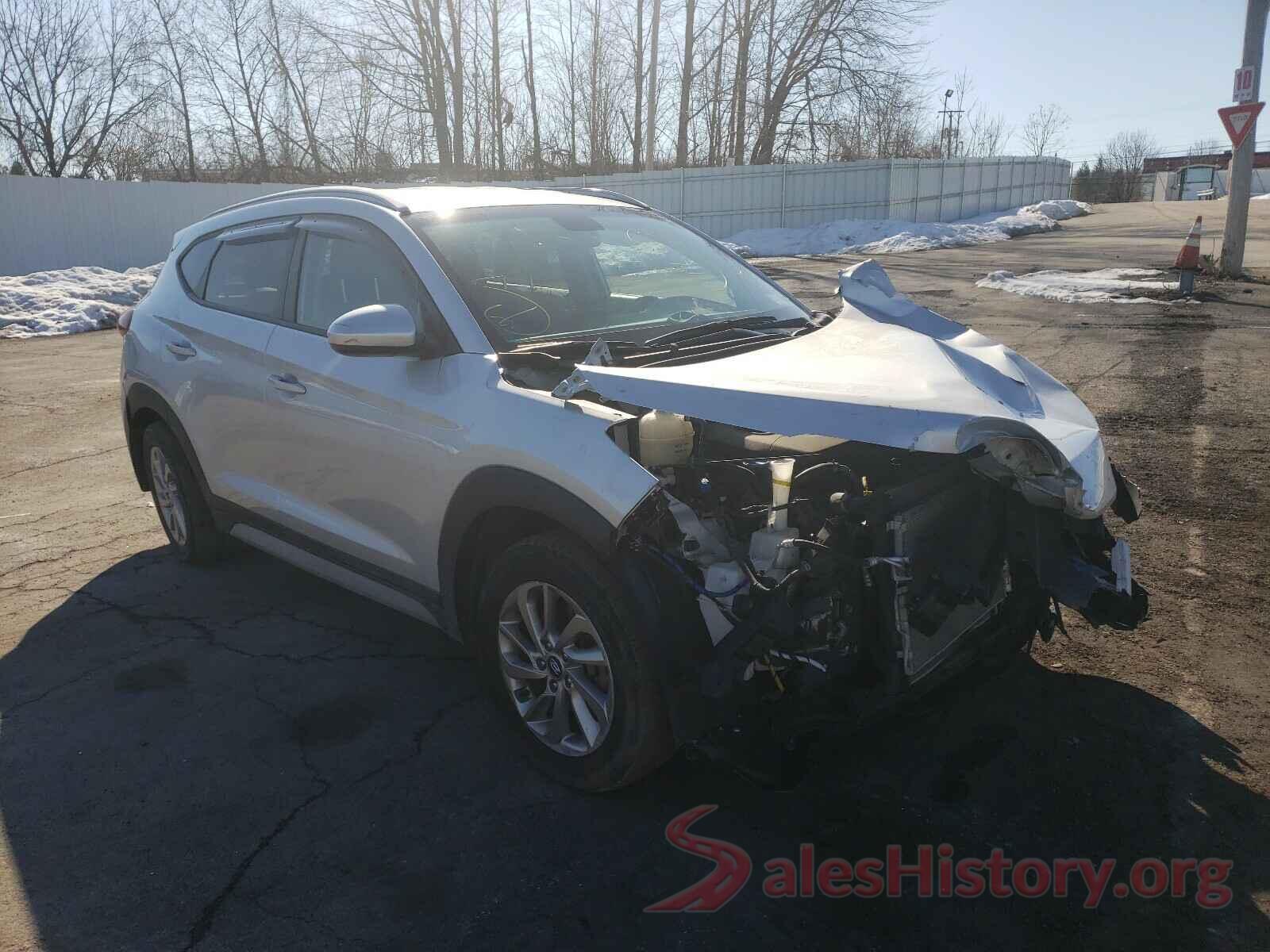 KM8J3CA45HU479241 2017 HYUNDAI TUCSON