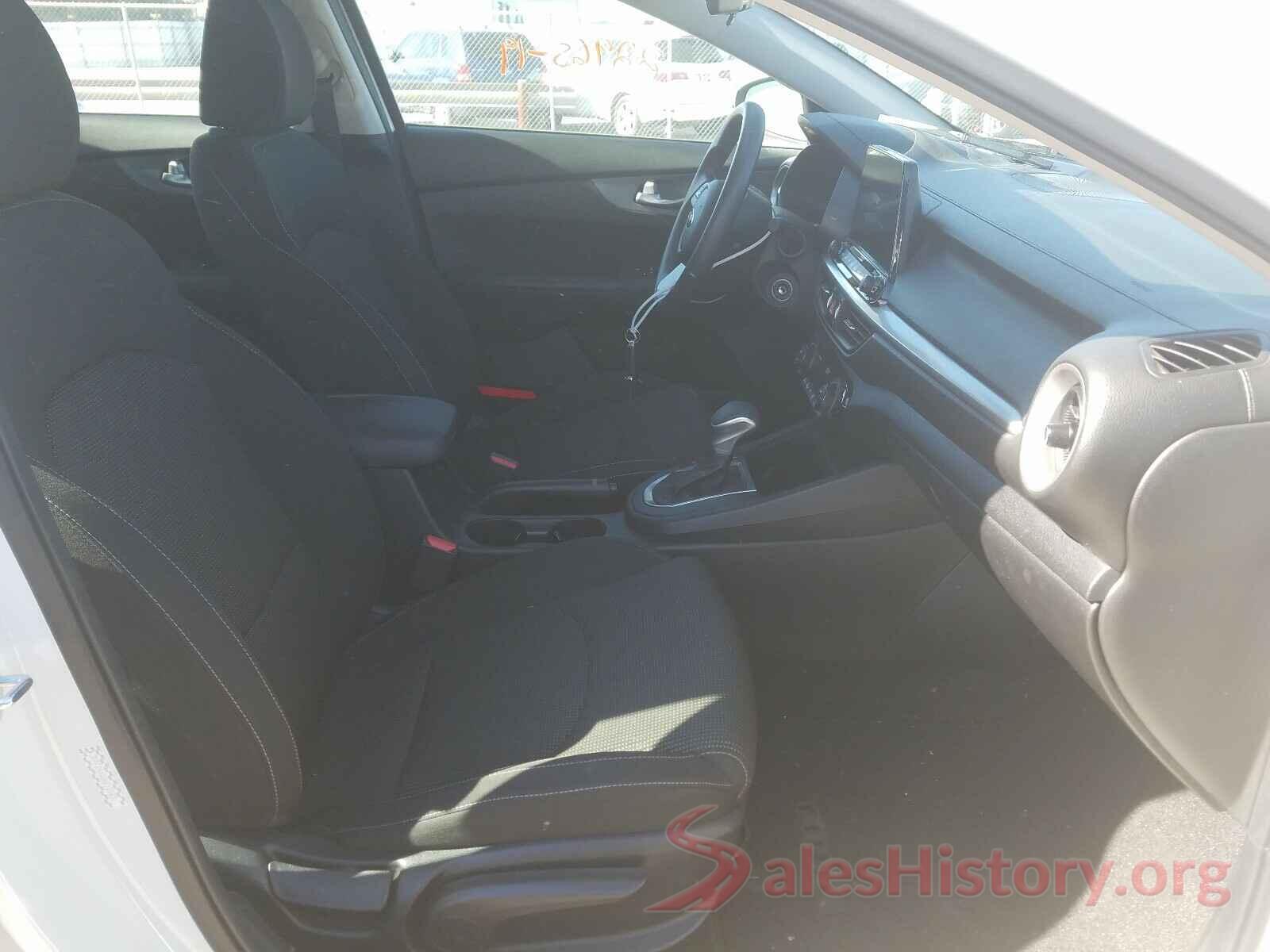 3KPF24AD2KE120471 2019 KIA FORTE