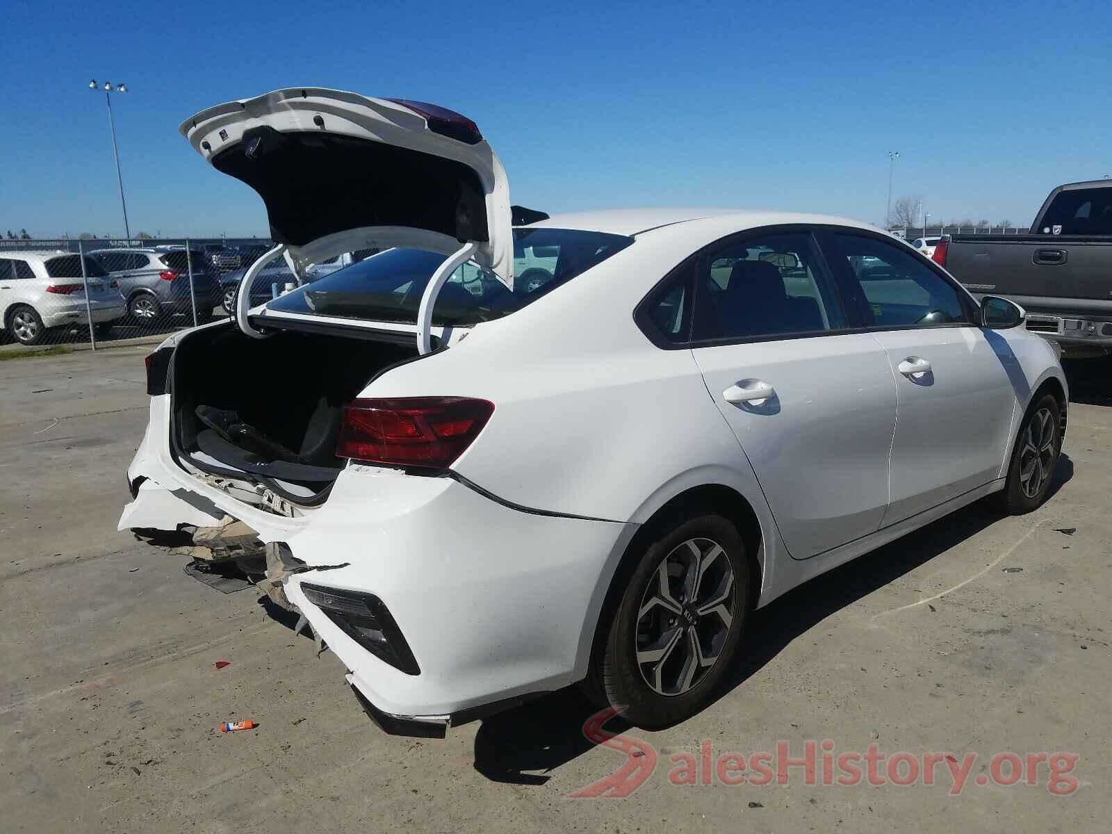 3KPF24AD2KE120471 2019 KIA FORTE