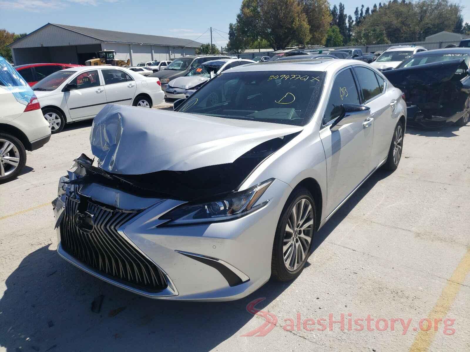 58ADZ1B18LU070480 2020 LEXUS ES350