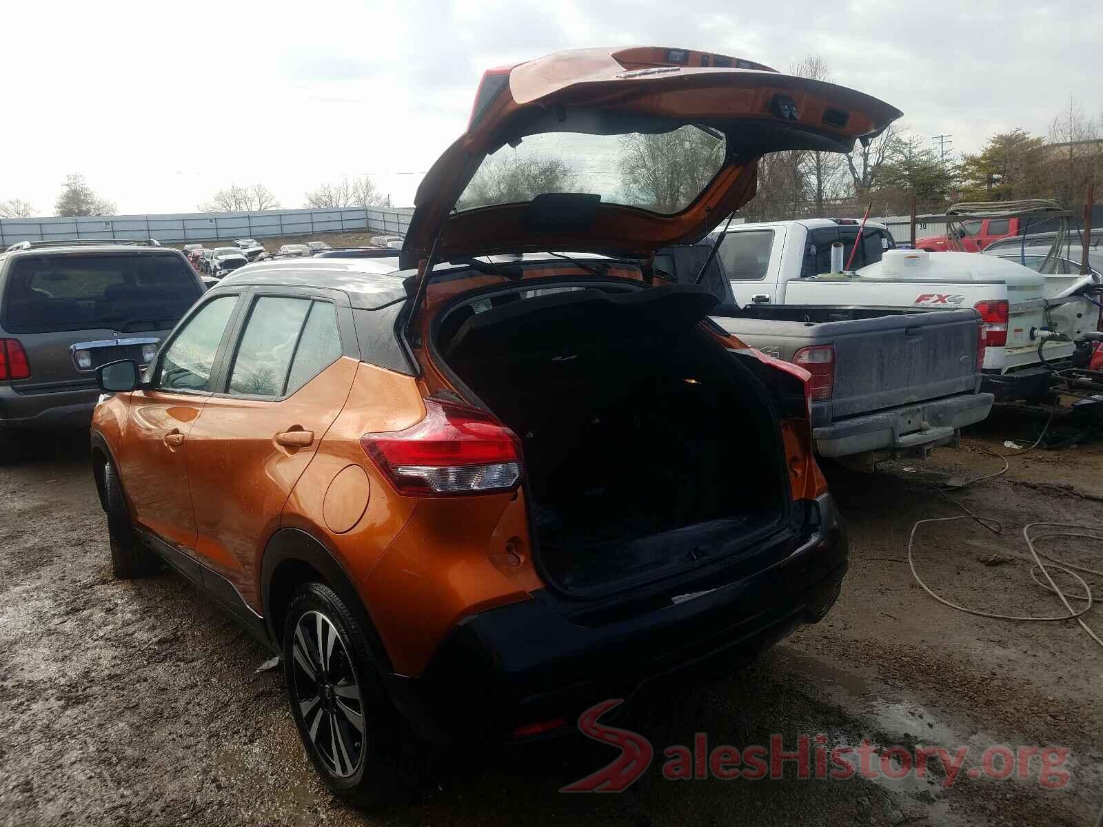 3N1CP5CU8JL525254 2018 NISSAN KICKS