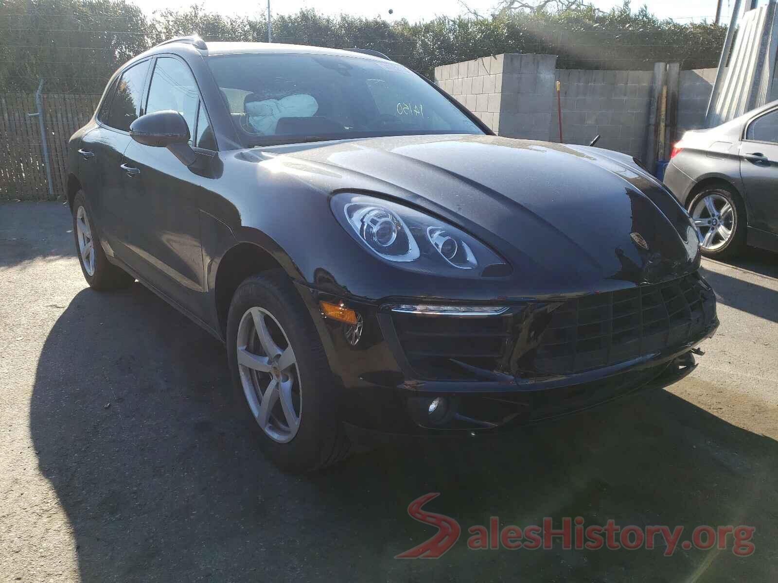 WP1AA2A5XJLB15128 2018 PORSCHE MACAN