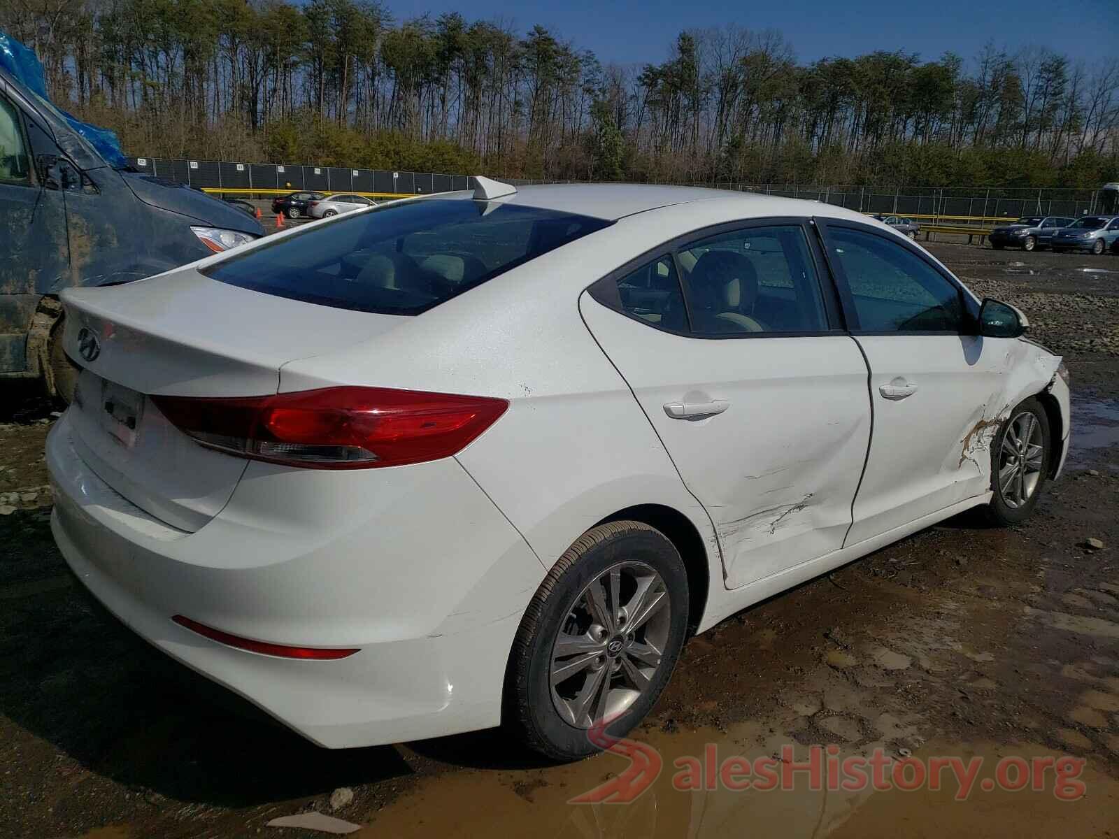 5NPD84LF9HH130102 2017 HYUNDAI ELANTRA