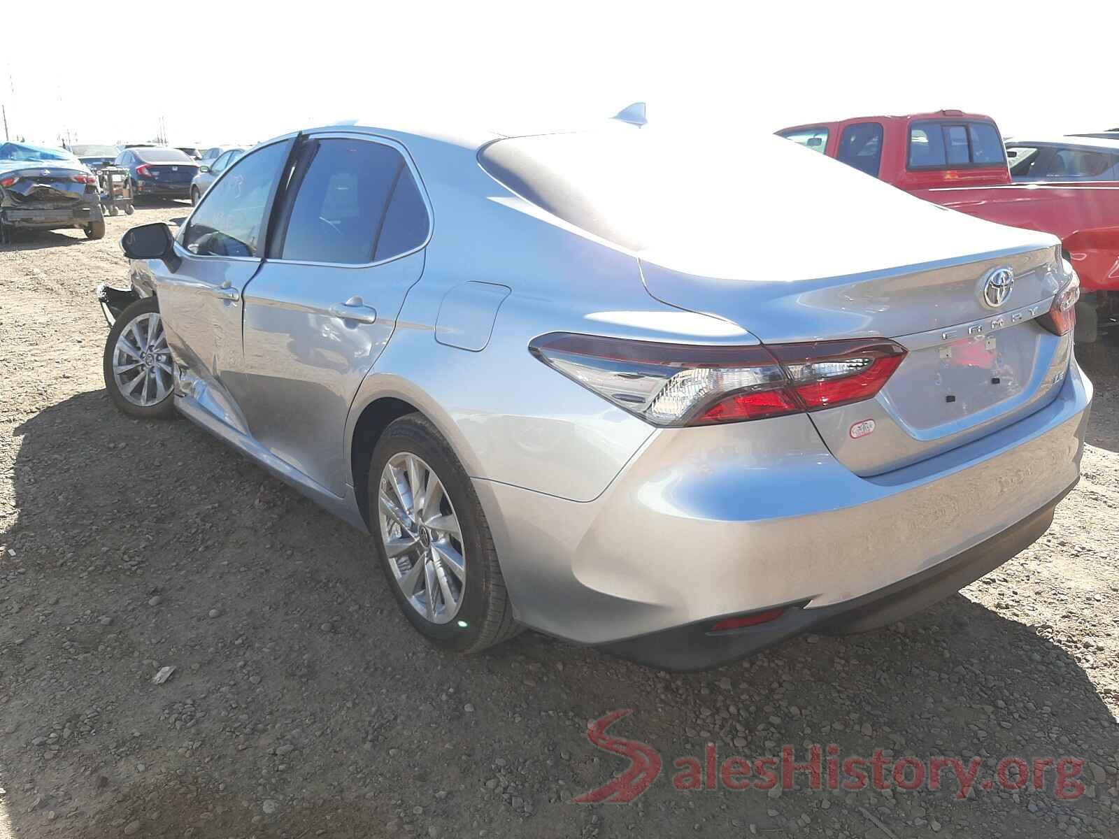 4T1C11AK0MU532732 2021 TOYOTA CAMRY