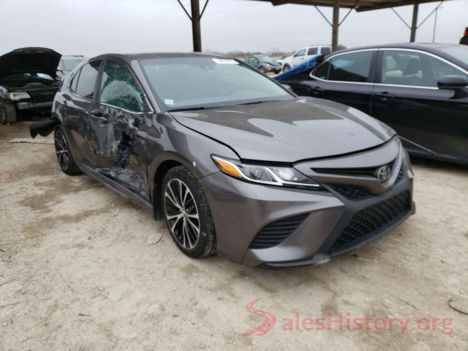 4T1B11HK0JU672017 2018 TOYOTA CAMRY