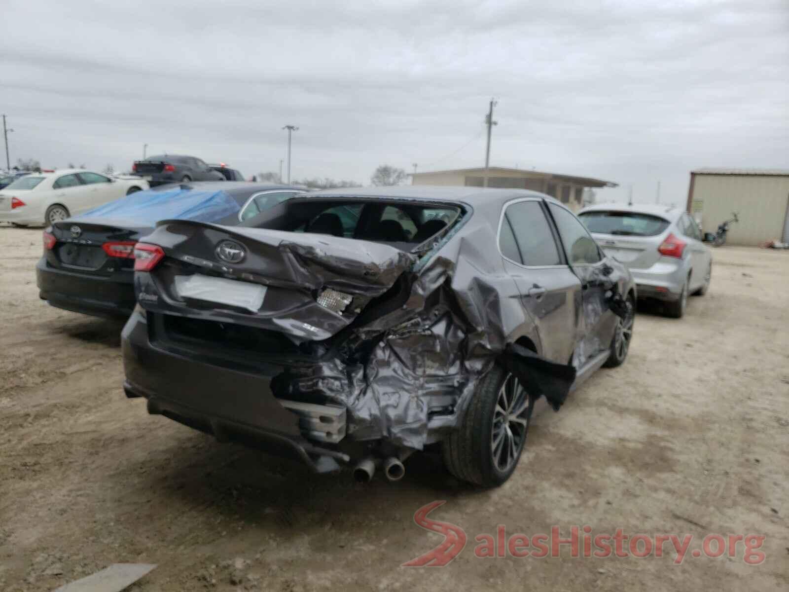 4T1B11HK0JU672017 2018 TOYOTA CAMRY