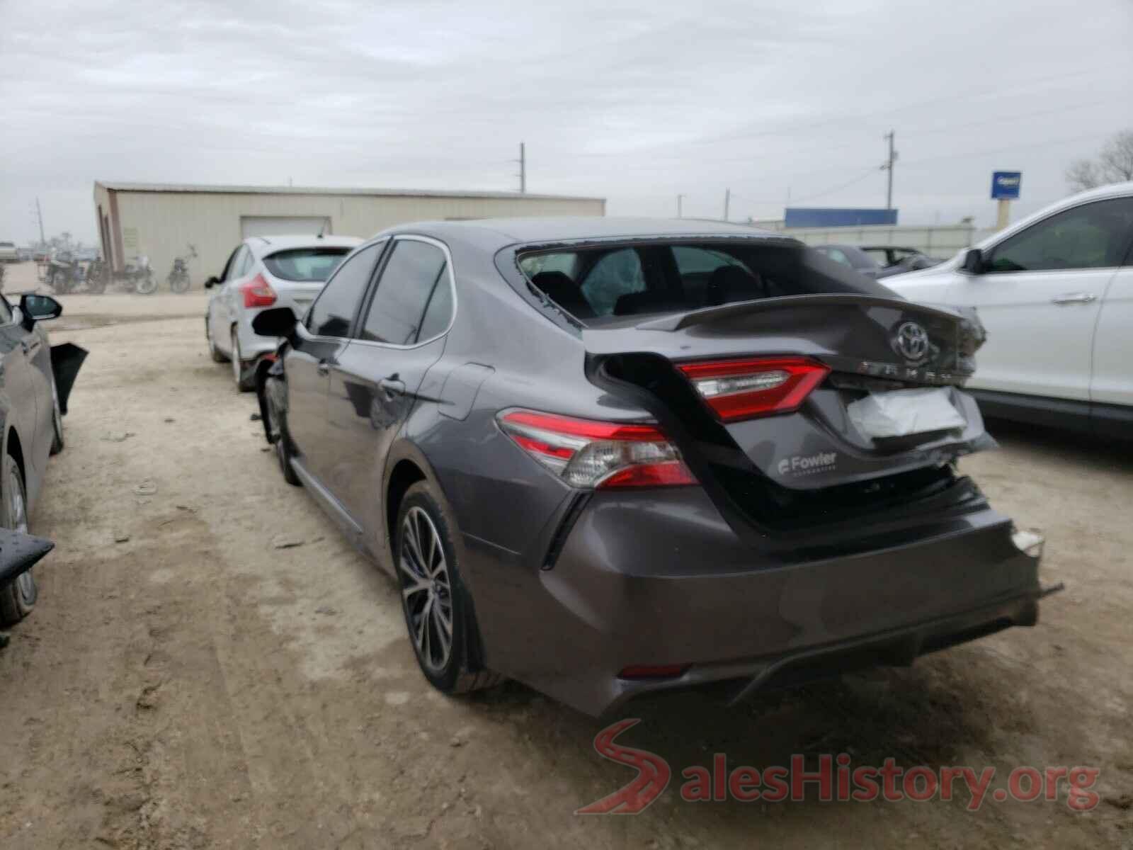 4T1B11HK0JU672017 2018 TOYOTA CAMRY