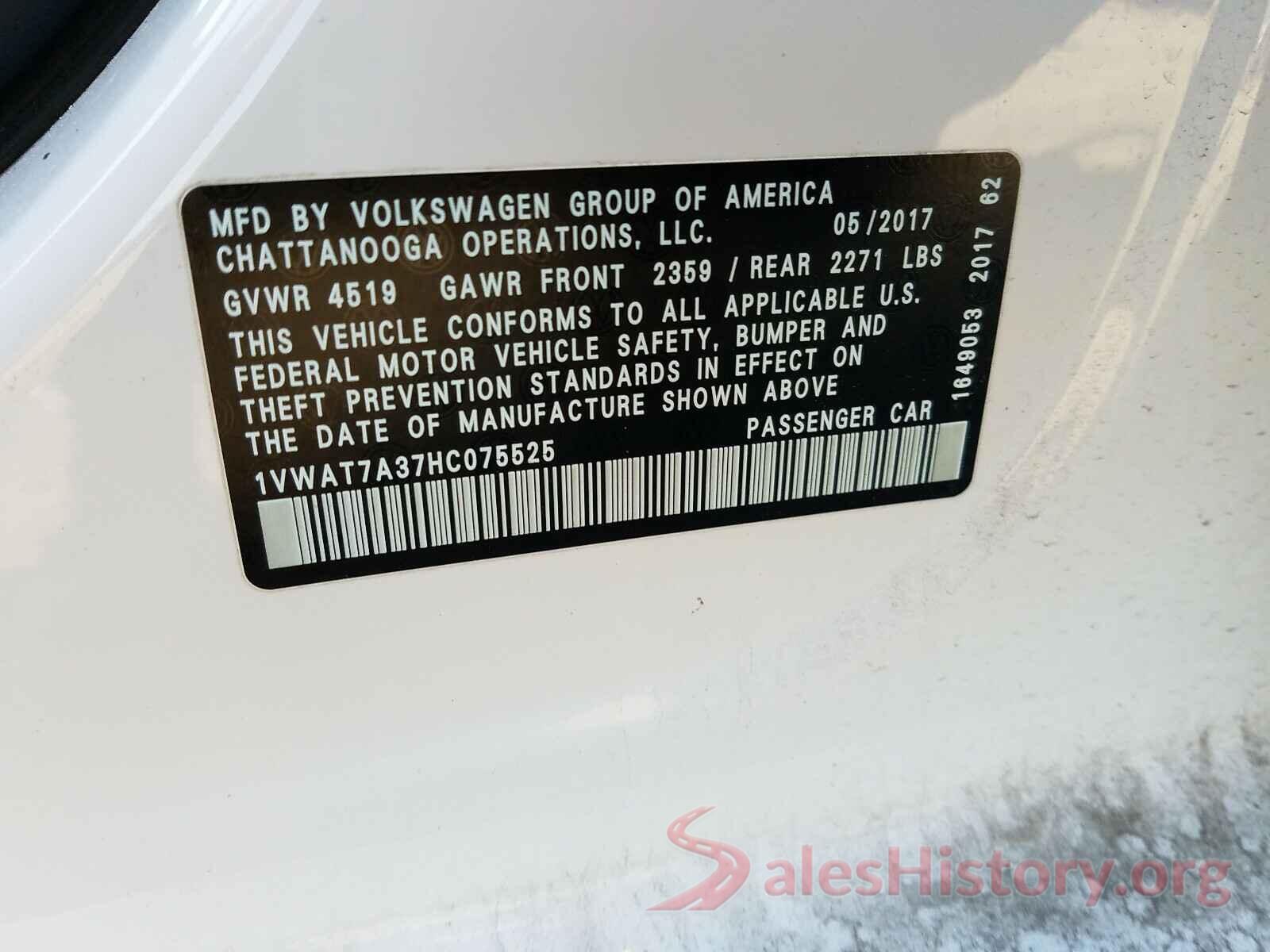 1VWAT7A37HC075525 2017 VOLKSWAGEN PASSAT