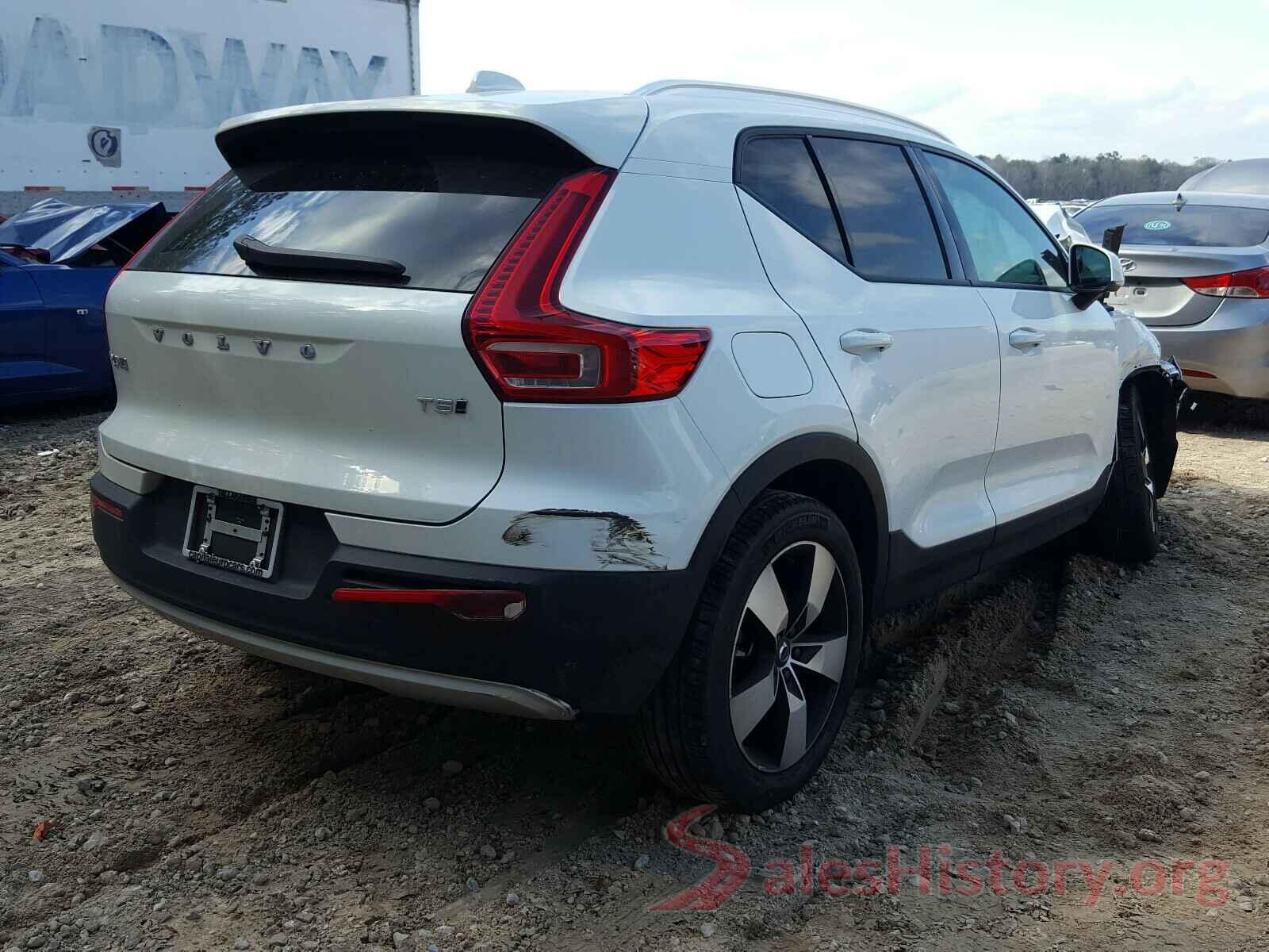 YV4162UK5K2100156 2019 VOLVO XC40