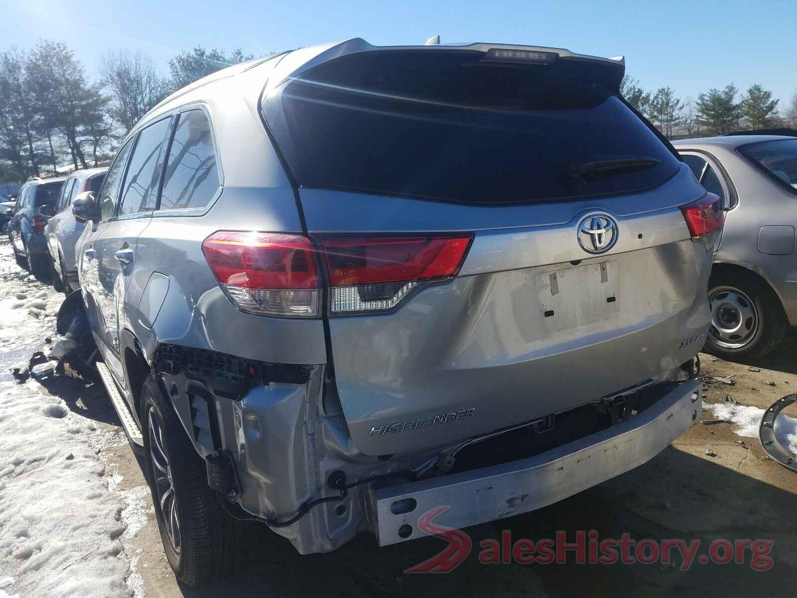 5TDJZRFH5KS929872 2019 TOYOTA HIGHLANDER