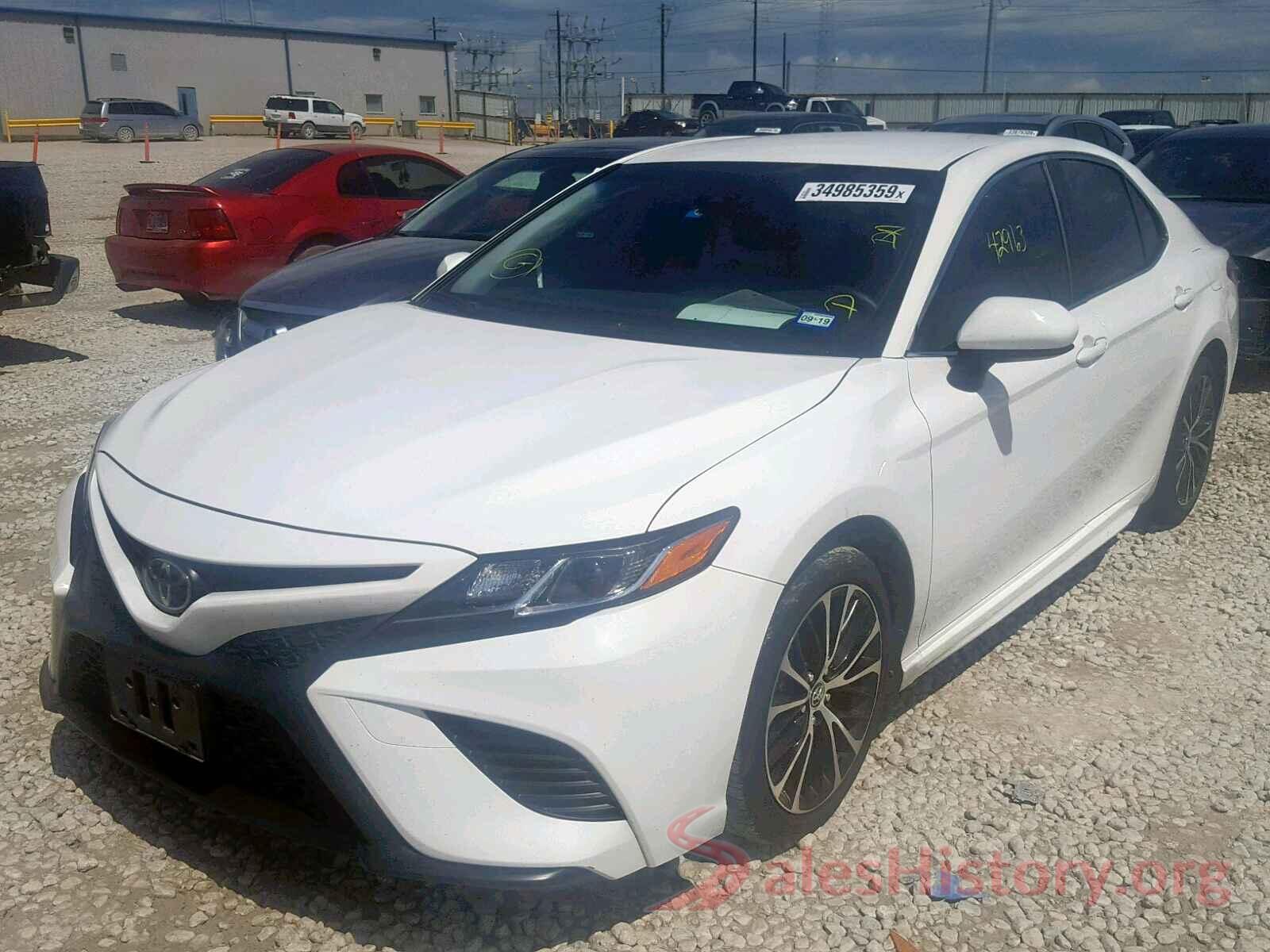 JTNB11HK4J3010639 2018 TOYOTA CAMRY