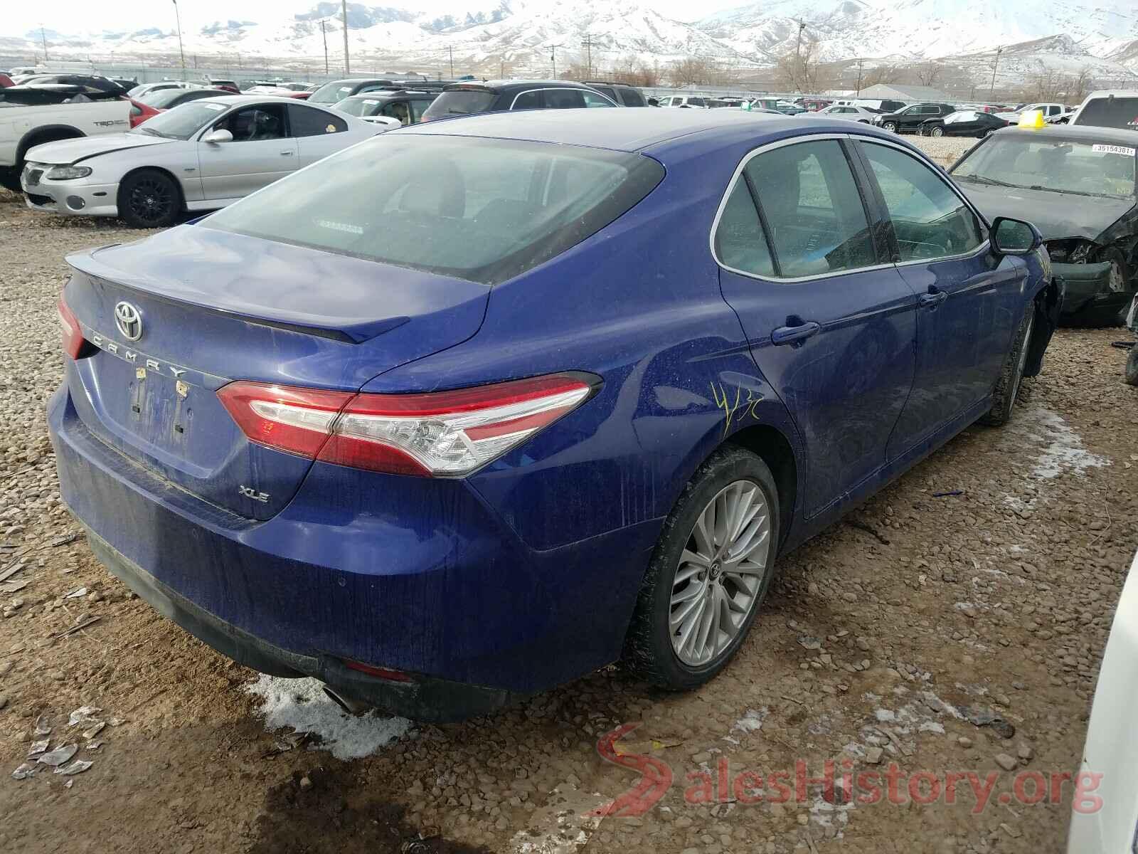 4T1B11HK7JU544132 2018 TOYOTA CAMRY