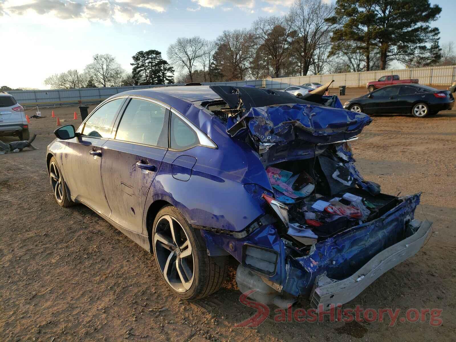 1HGCV1F32JA253923 2018 HONDA ACCORD