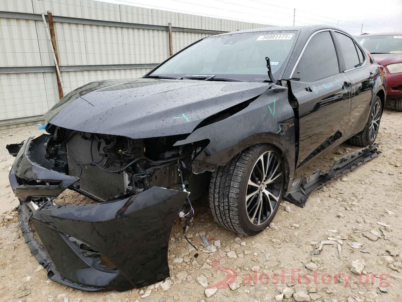 4T1B11HK2KU687717 2019 TOYOTA CAMRY